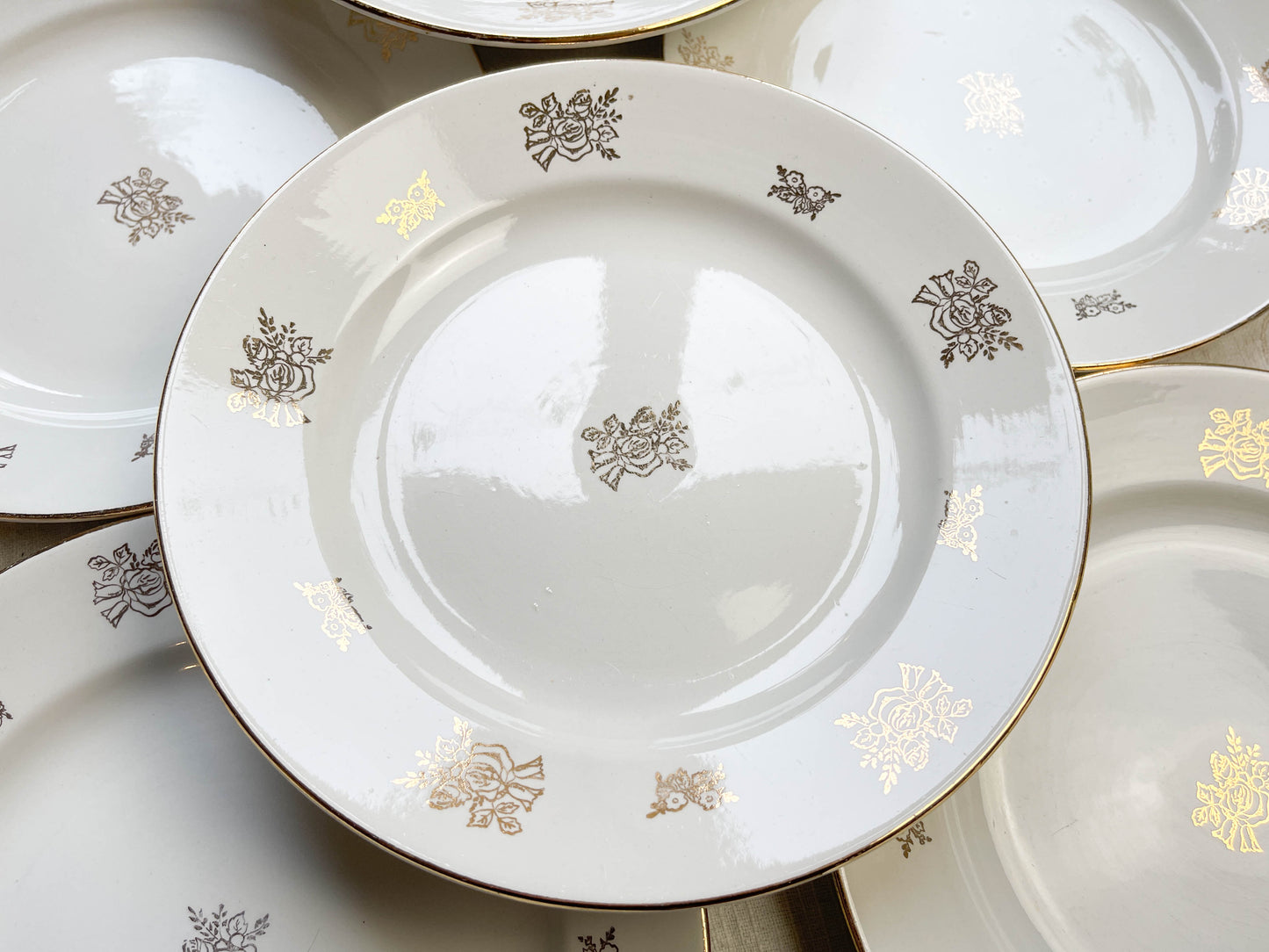 8 Assiettes vintage en porcelaine DIGOIN & SARREGUEMINES France 1950 petites fleurs dorées