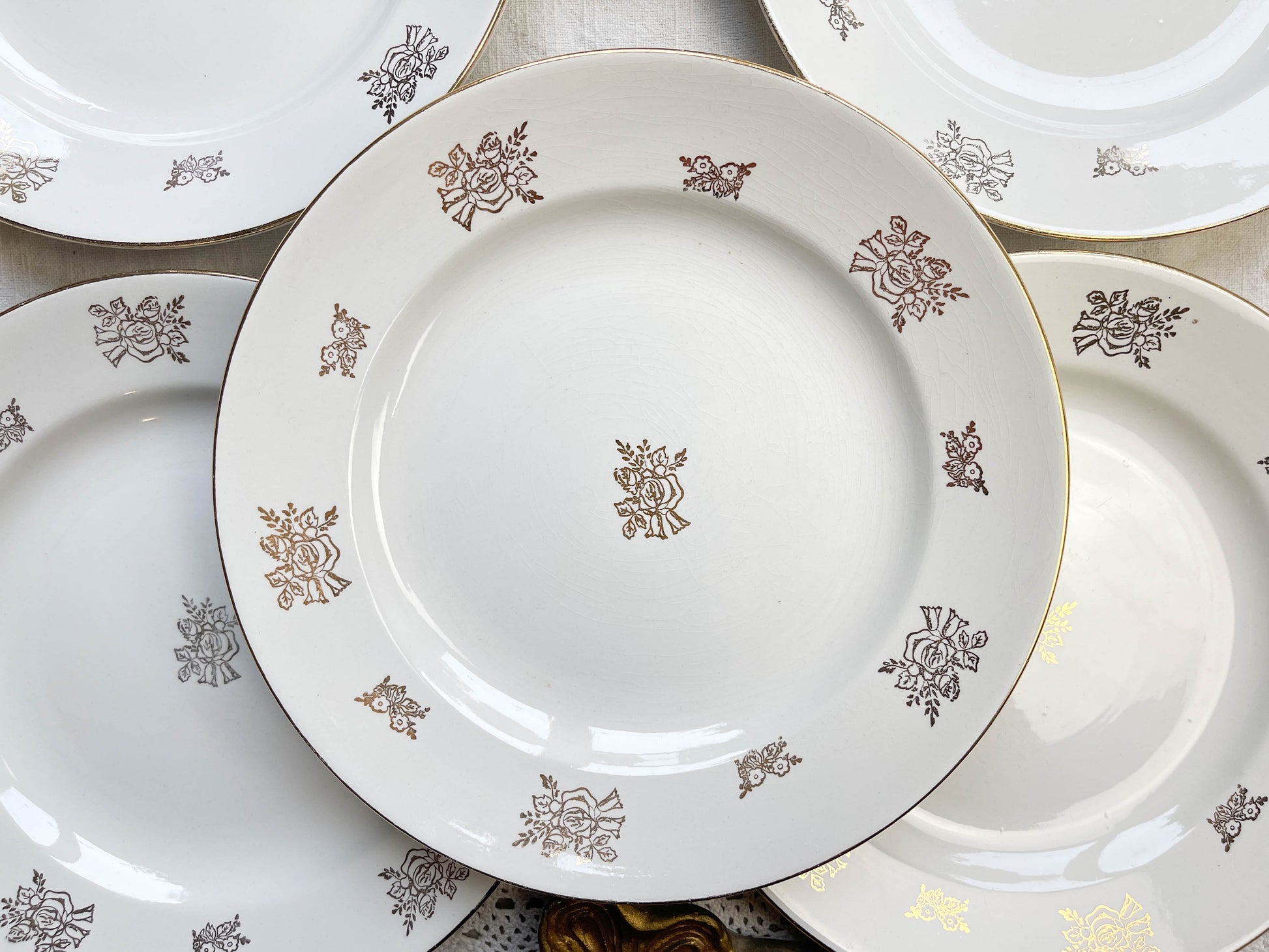 8 Assiettes vintage en porcelaine DIGOIN & SARREGUEMINES France 1950 petites fleurs dorées