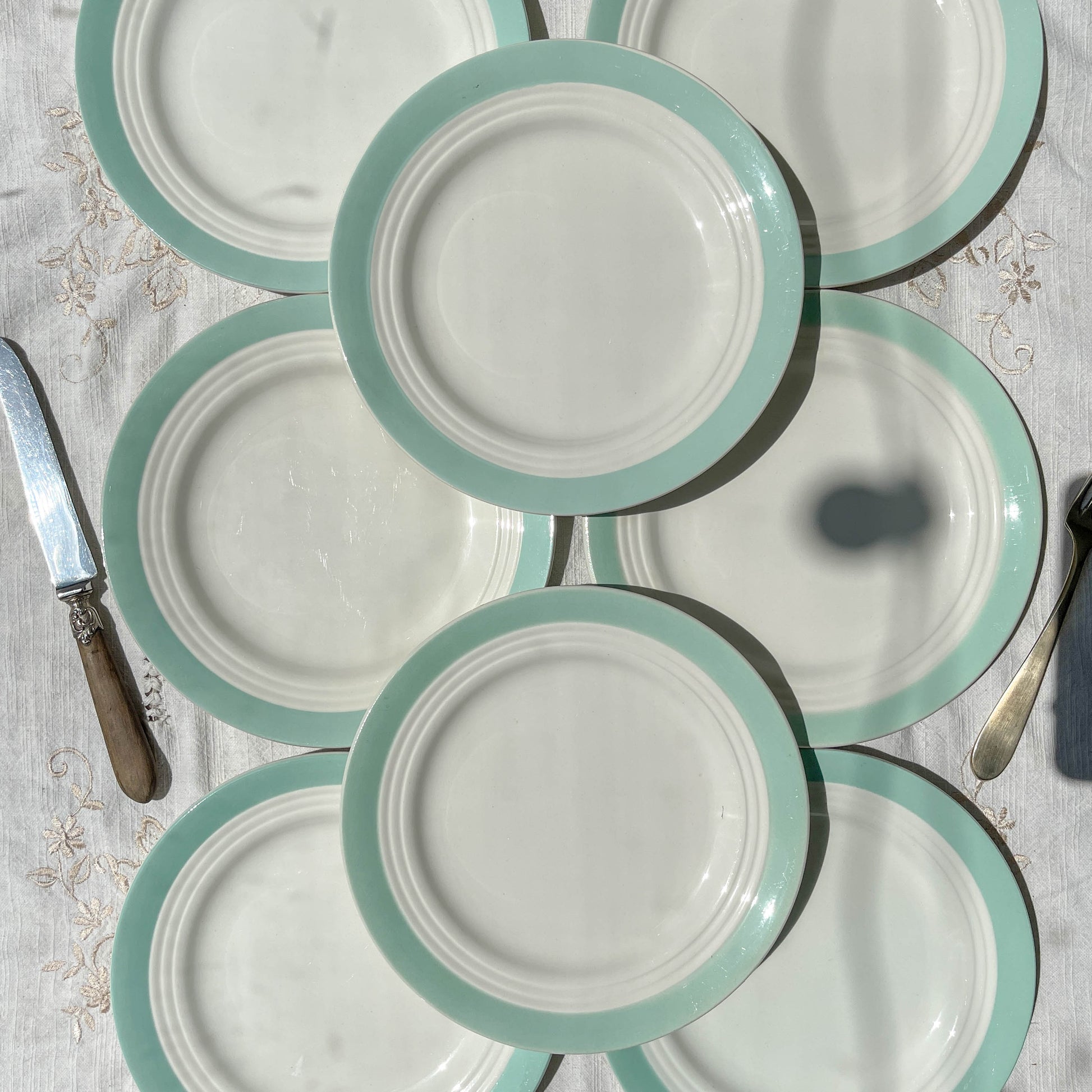 8 assiettes vintage en porcelaine française blanches vertes Céranord