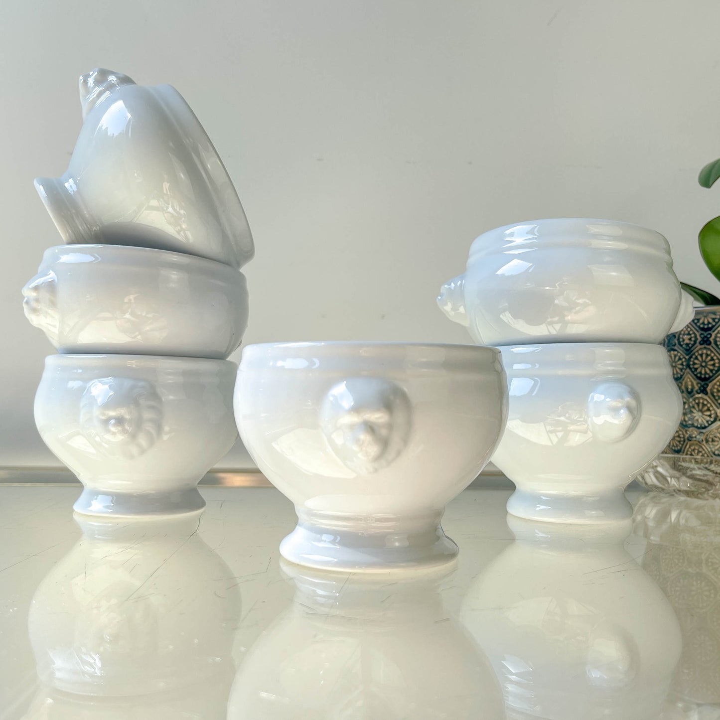 6 Bols à Soupe à l'Oignon Tête de Lion en Porcelaine Vintage dépareillés - Blanc, Made in France