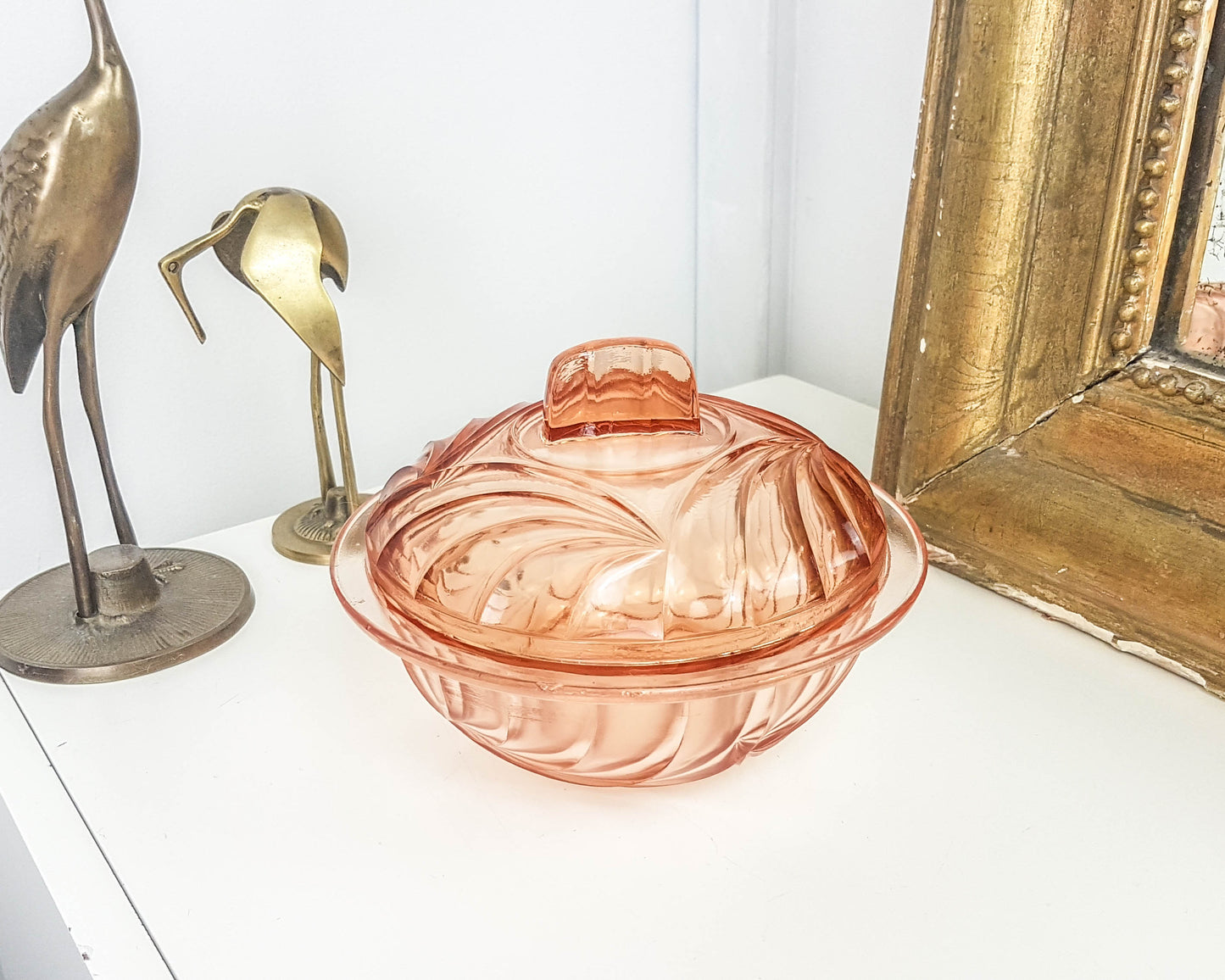Bonbonnière vintage en verre rose Art déco 1950