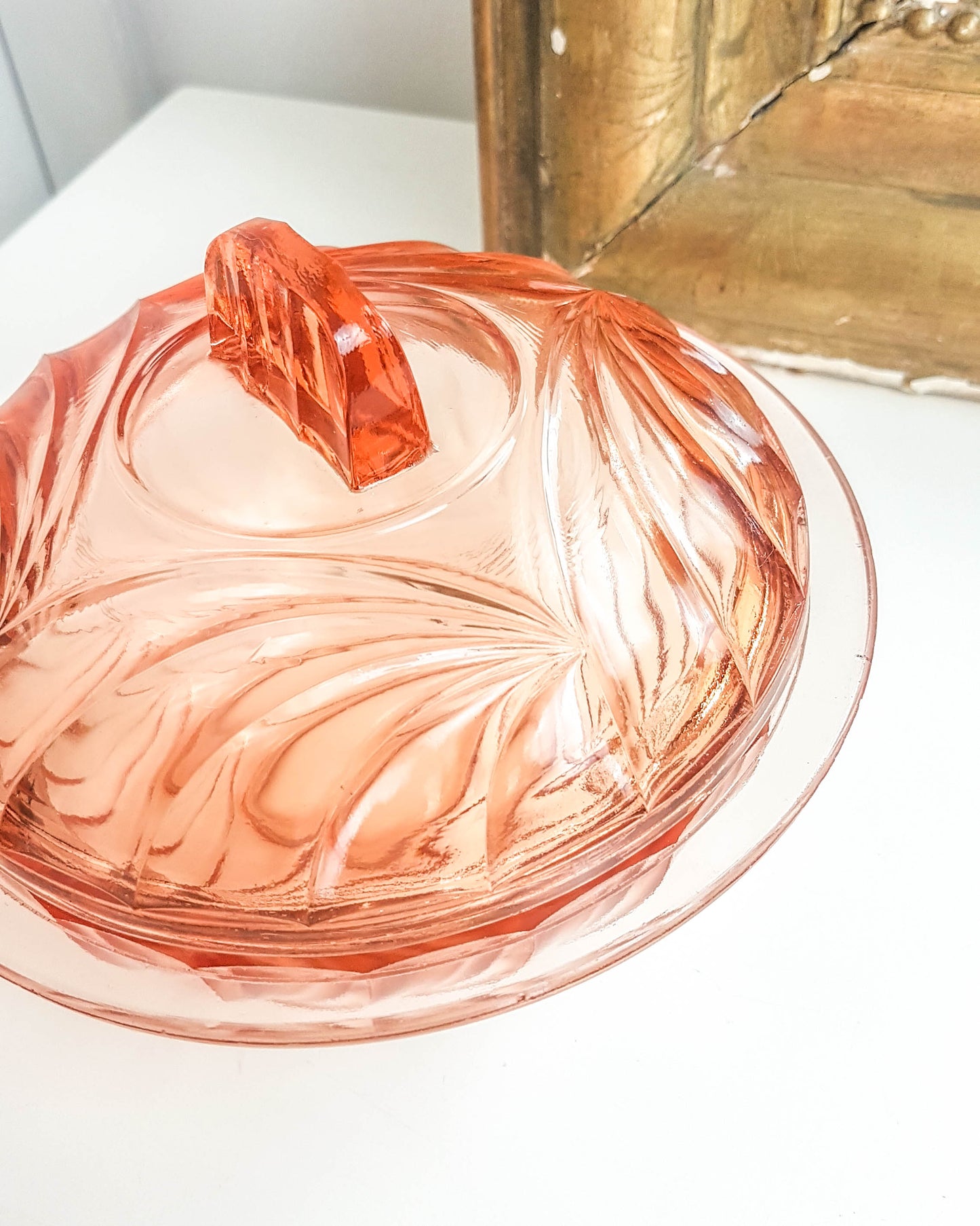 Bonbonnière vintage en verre rose Art déco 1950