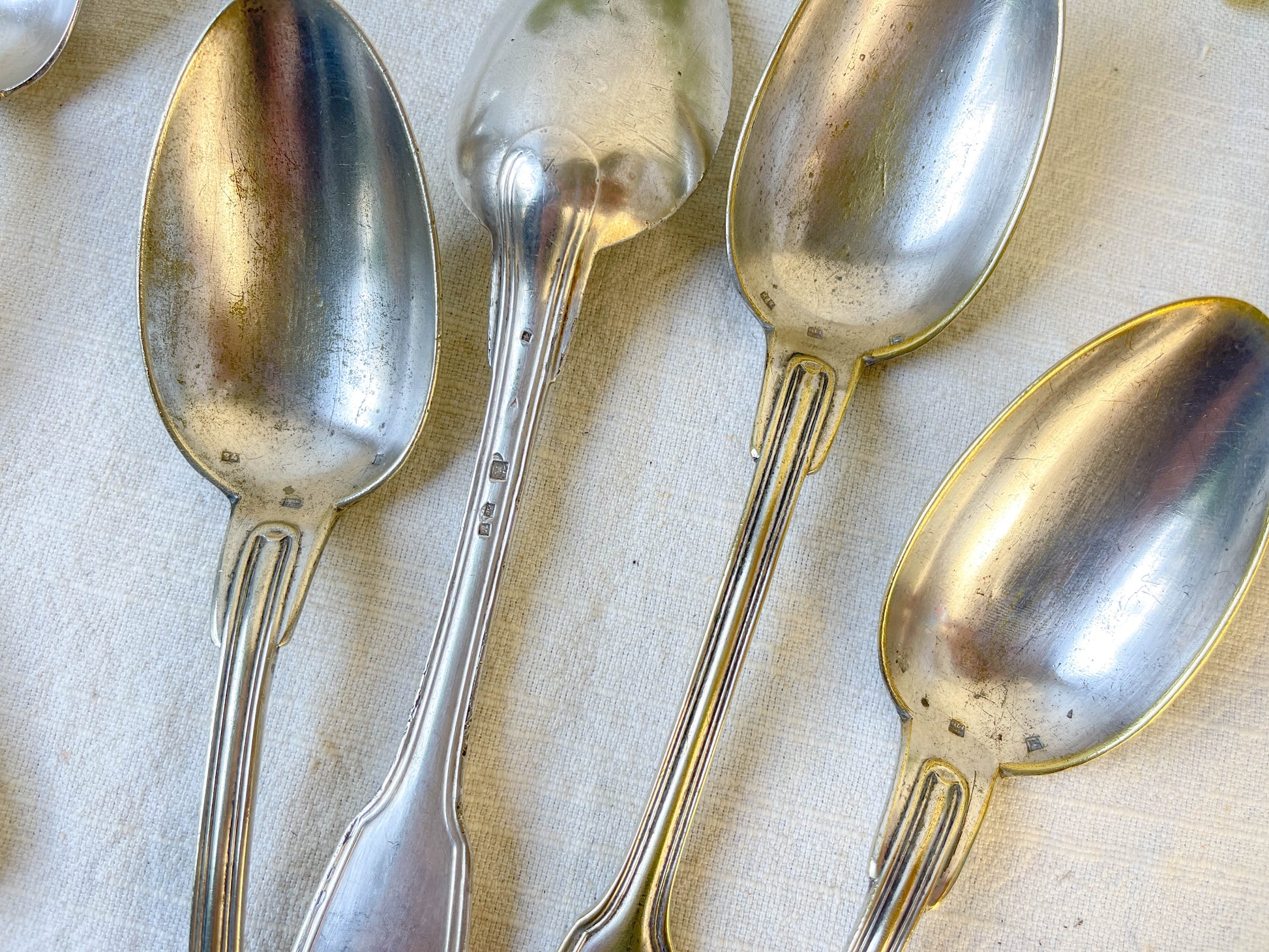 Ensemble de 8 cuillères à soupe vintage en métal argenté