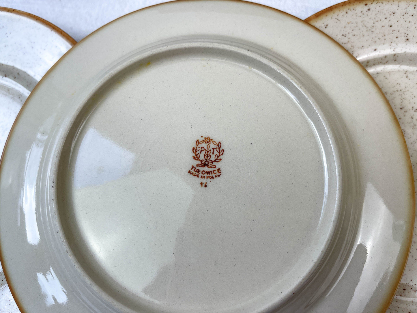 6 Petites Assiettes en grès moucheté Tulowice, 1950 - violn.fr