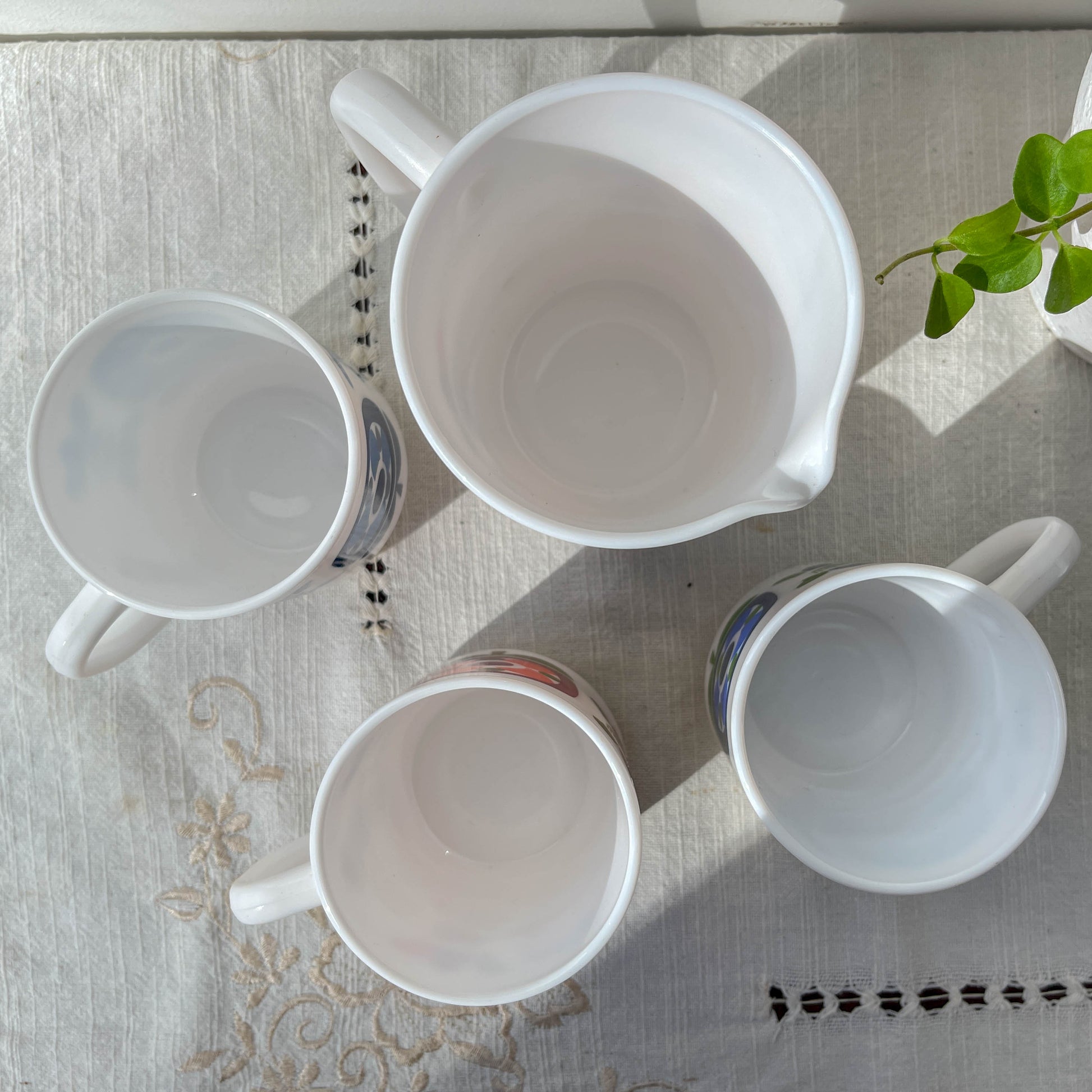 Service à café vintage MOBIL Arcopal – Tasses et pichet Made in France