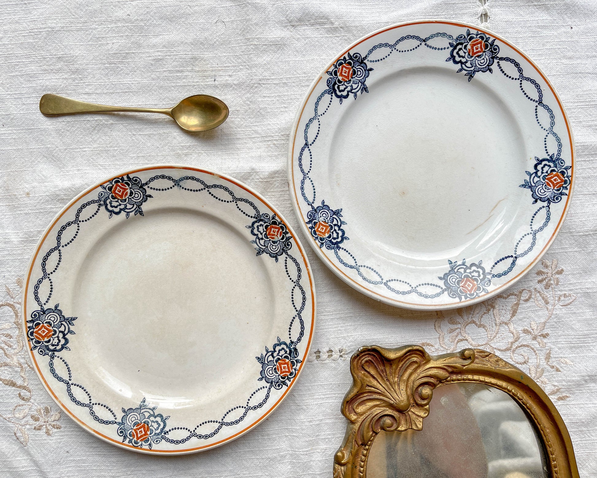 6 Petites assiettes vintage dépareillées bleues orange - L’Amandinoise - Luneville - Emile Bourgeois