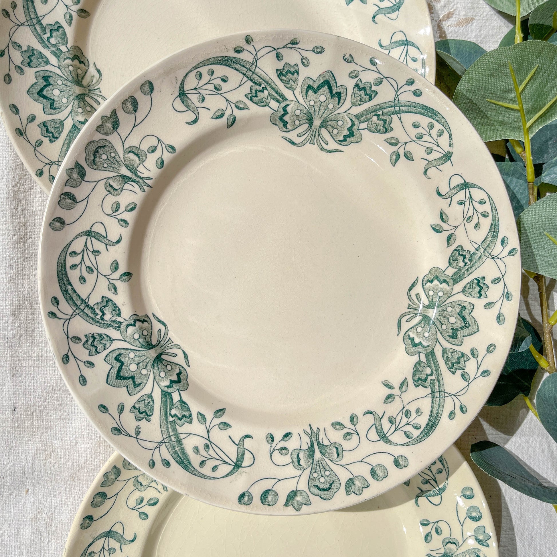 Lot de 6 Petites Assiettes Anciennes Terre de Fer "Figuig" – Longchamp XIXe