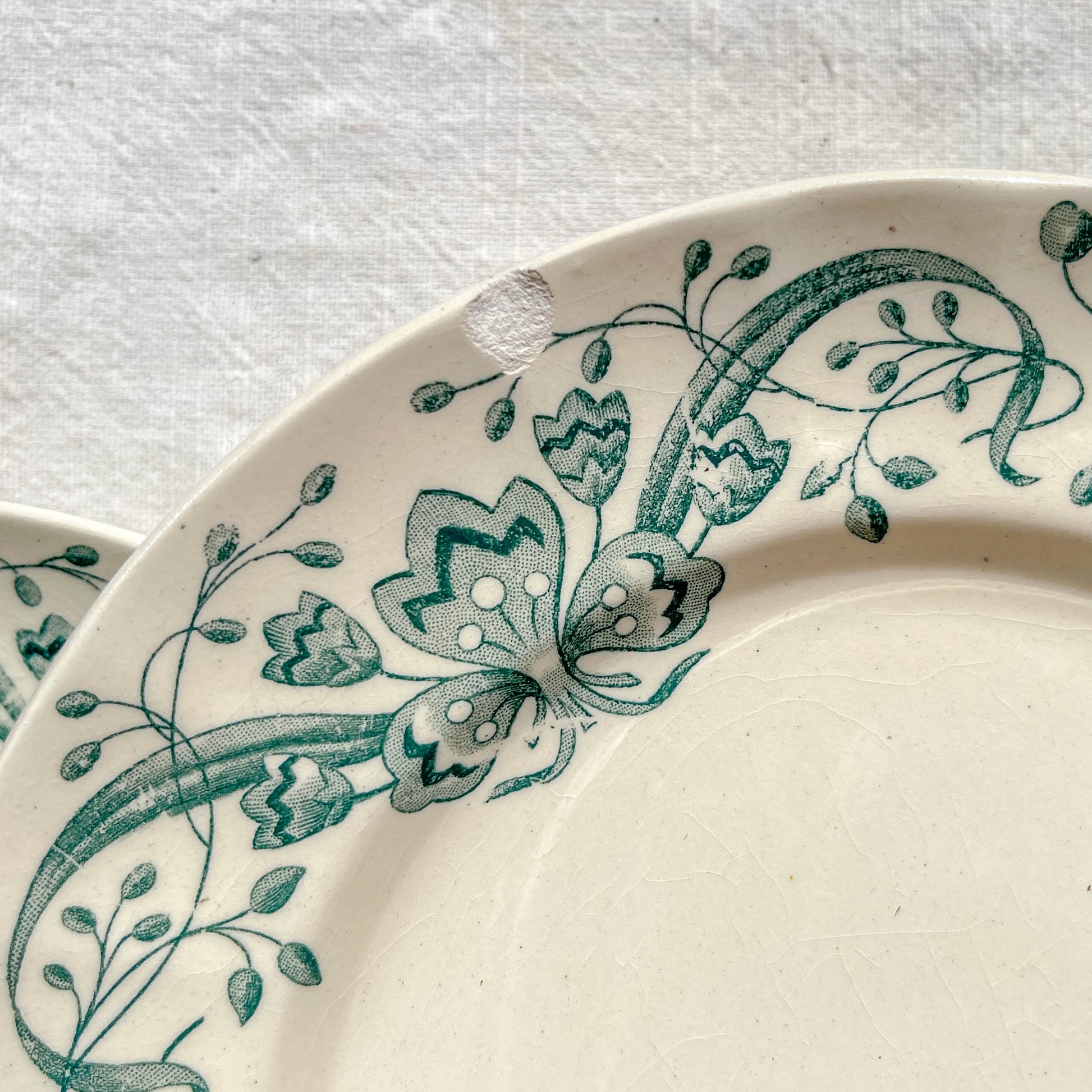 Lot de 6 Petites Assiettes Anciennes Terre de Fer "Figuig" – Longchamp XIXe