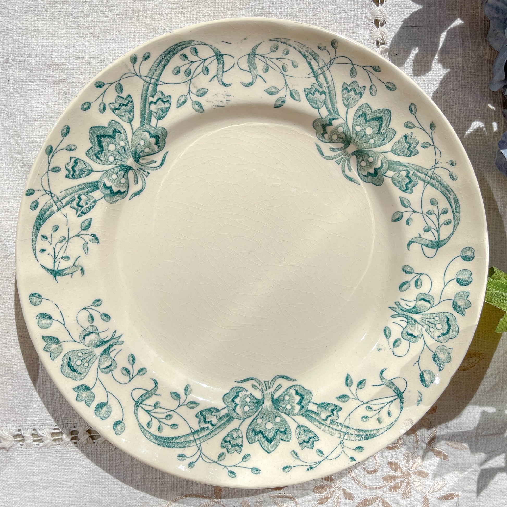 Lot de 6 Petites Assiettes Anciennes Terre de Fer "Figuig" – Longchamp XIXe