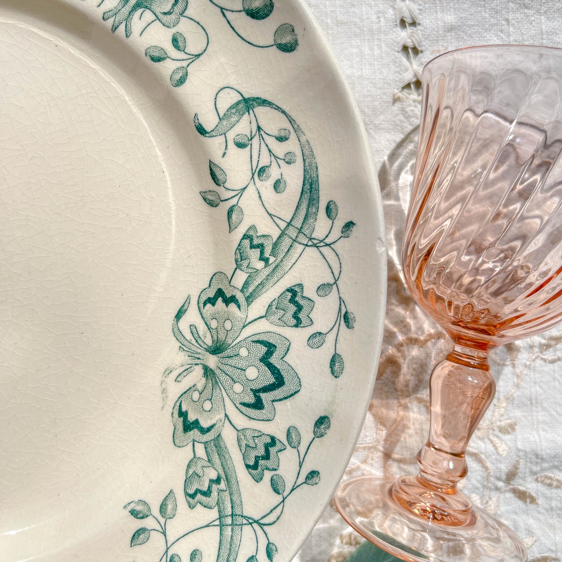 Lot de 6 Petites Assiettes Anciennes Terre de Fer "Figuig" – Longchamp XIXe