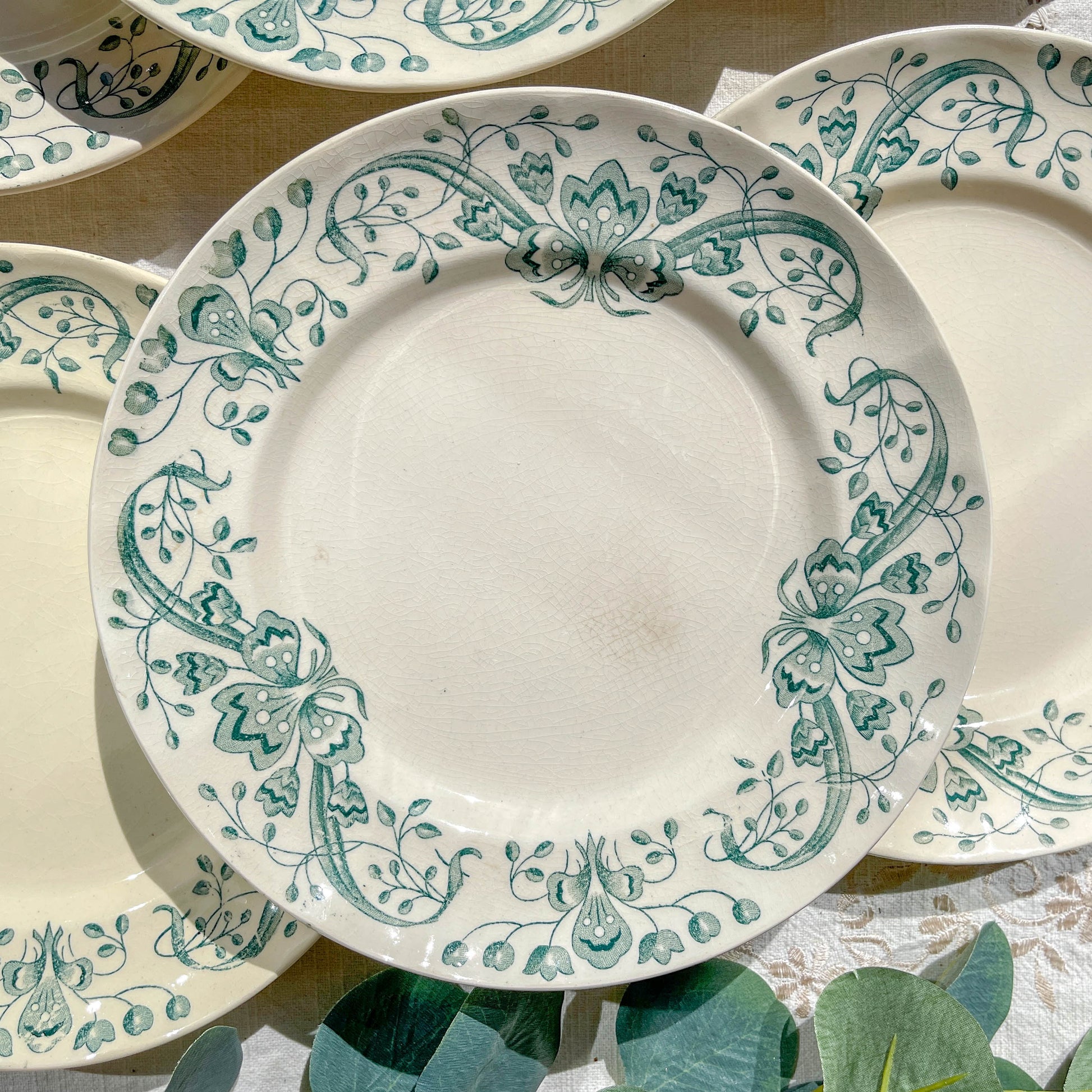 Lot de 6 Petites Assiettes Anciennes Terre de Fer "Figuig" – Longchamp XIXe
