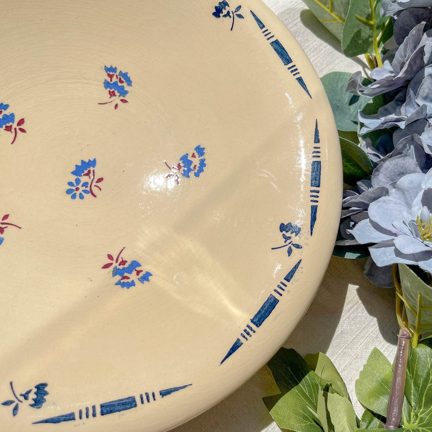 Plat creux porcelaine vintage K&g Luneville "Flore" 1950s petites fleures bleues