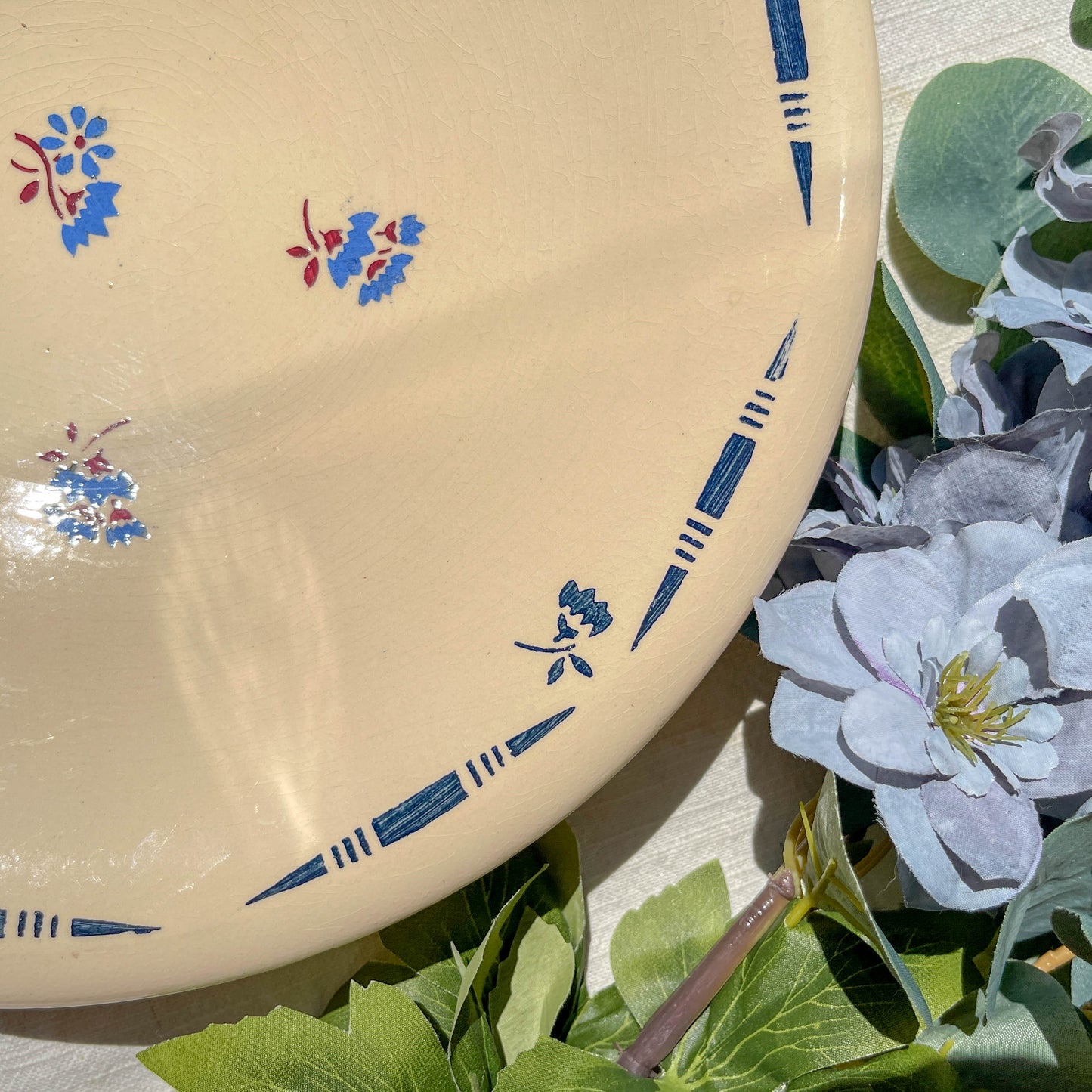 Plat creux porcelaine vintage K&g Luneville "Flore" 1950s petites fleures bleues