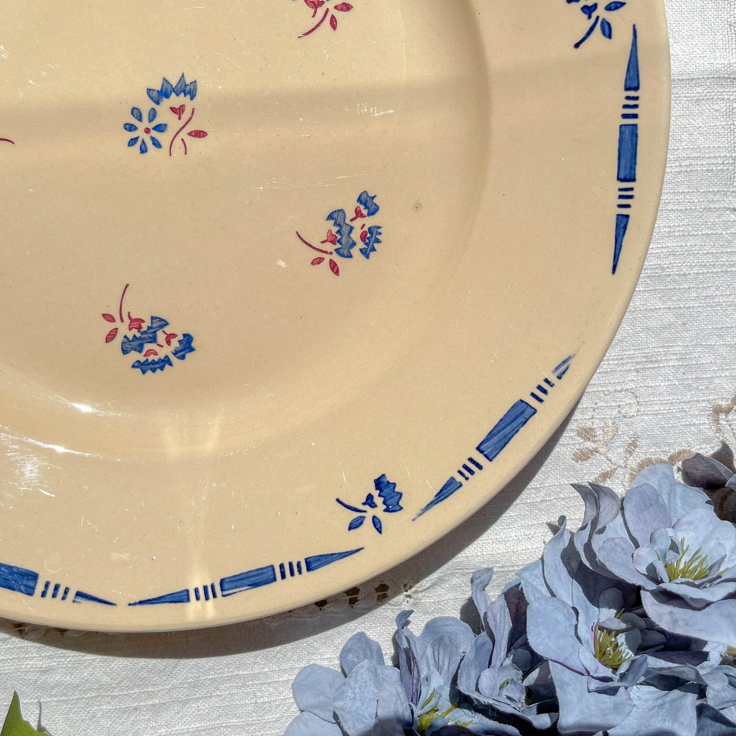 Plat porcelaine vintage K&g Luneville "Flore" 1950s petites fleures bleues