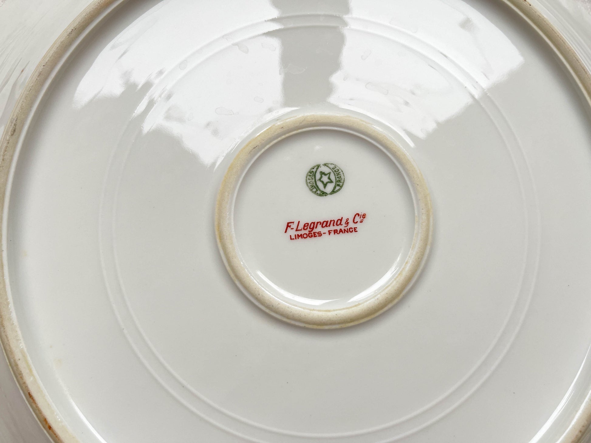 Plat vintage en porcelain LIMOGES F LEGRAND & cie made in France