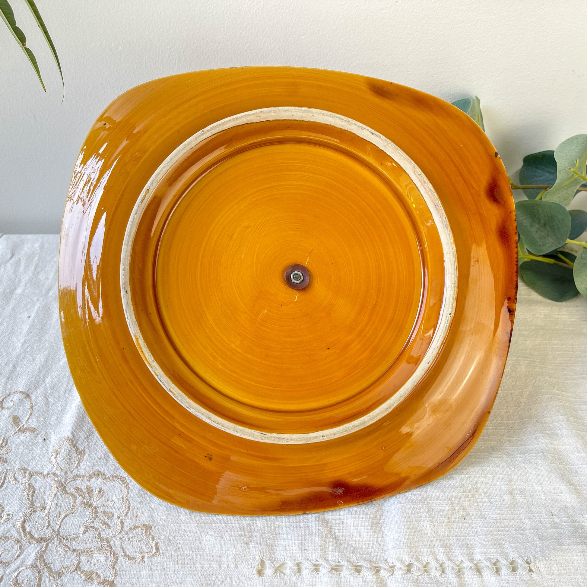 Plateau en céramique vintage avec poignée – Motif fruits style cubique