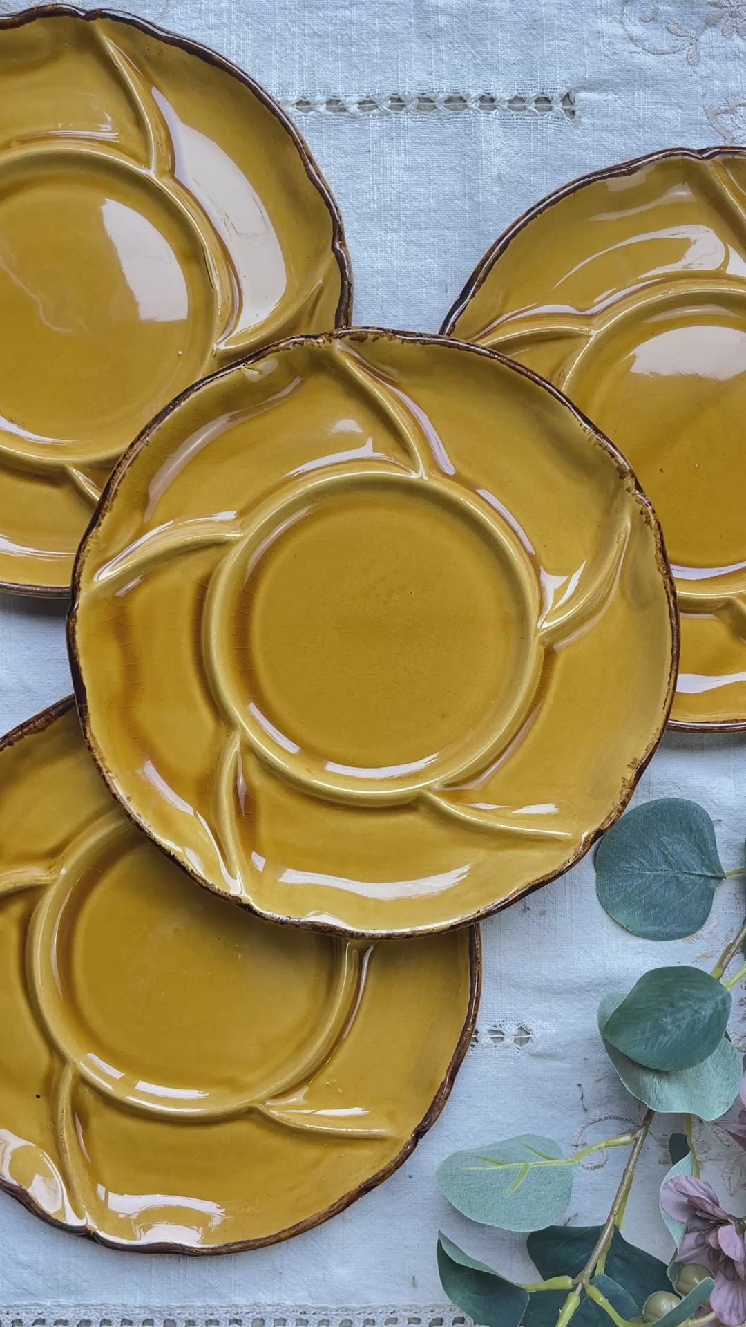 Assiettes à fondue vintage en céramique ADP France 1950, vaisselle compartimentée rétro, lot de 4