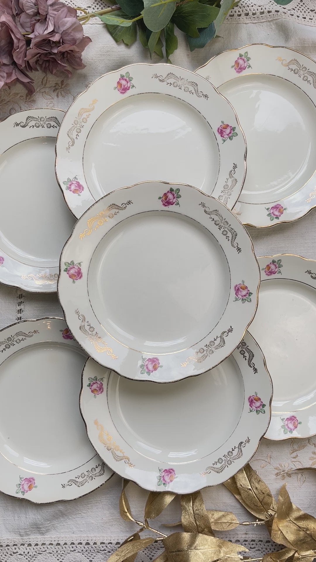 7 Assiettes plates vintage en faïence fleurie Gien - Modèle "Marie-Laure" (1950)