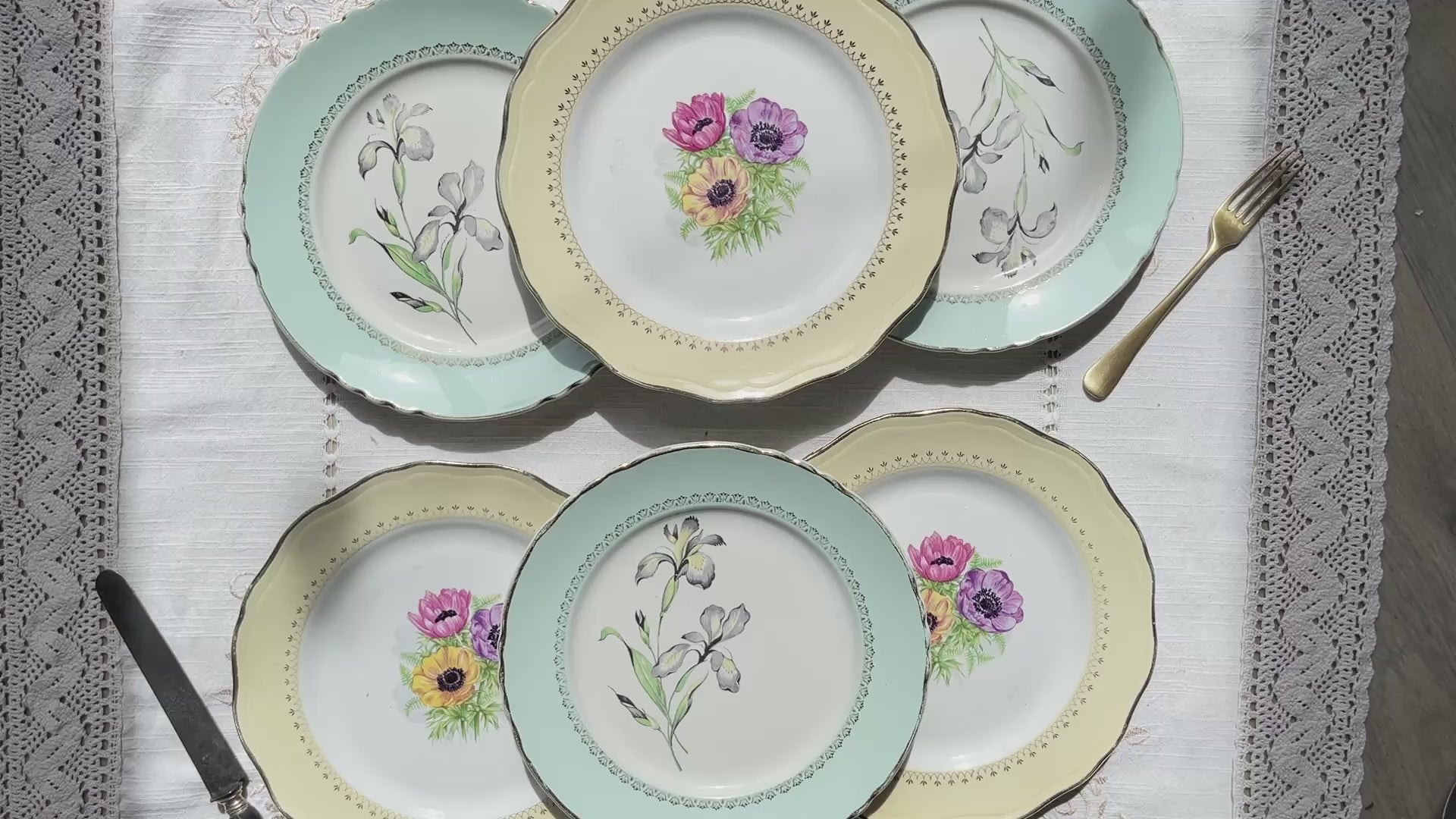 6 assiettes vintage en porcelaine française dépareillées – Jaune, vert, fleuri – Moulin des Loups - L'Amandinoise