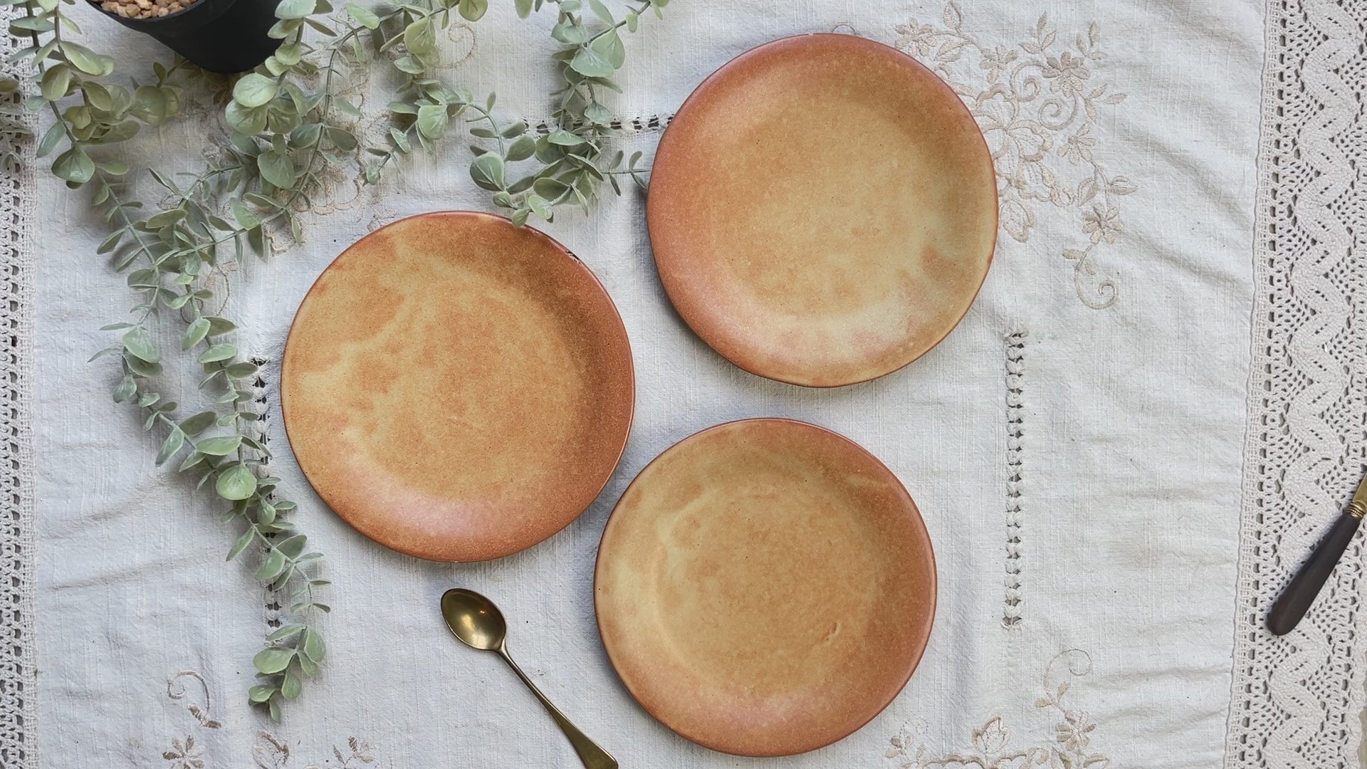 3 Petites Assiettes Vintage en Grès Vallauris
