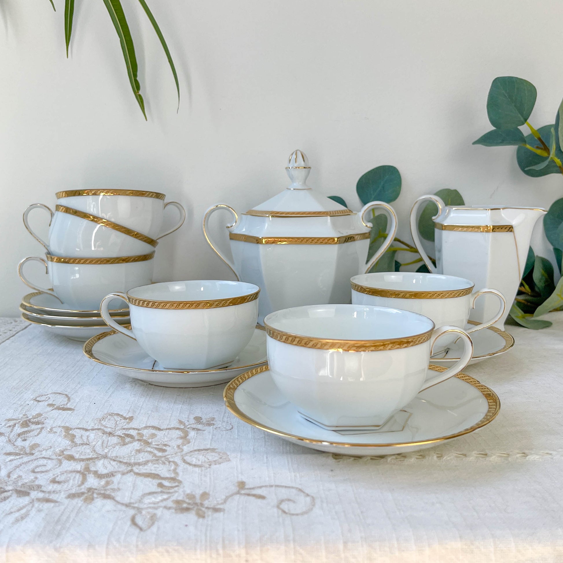 Service à café vintage en porcelaine blanche doré Epiag czechoslovakia