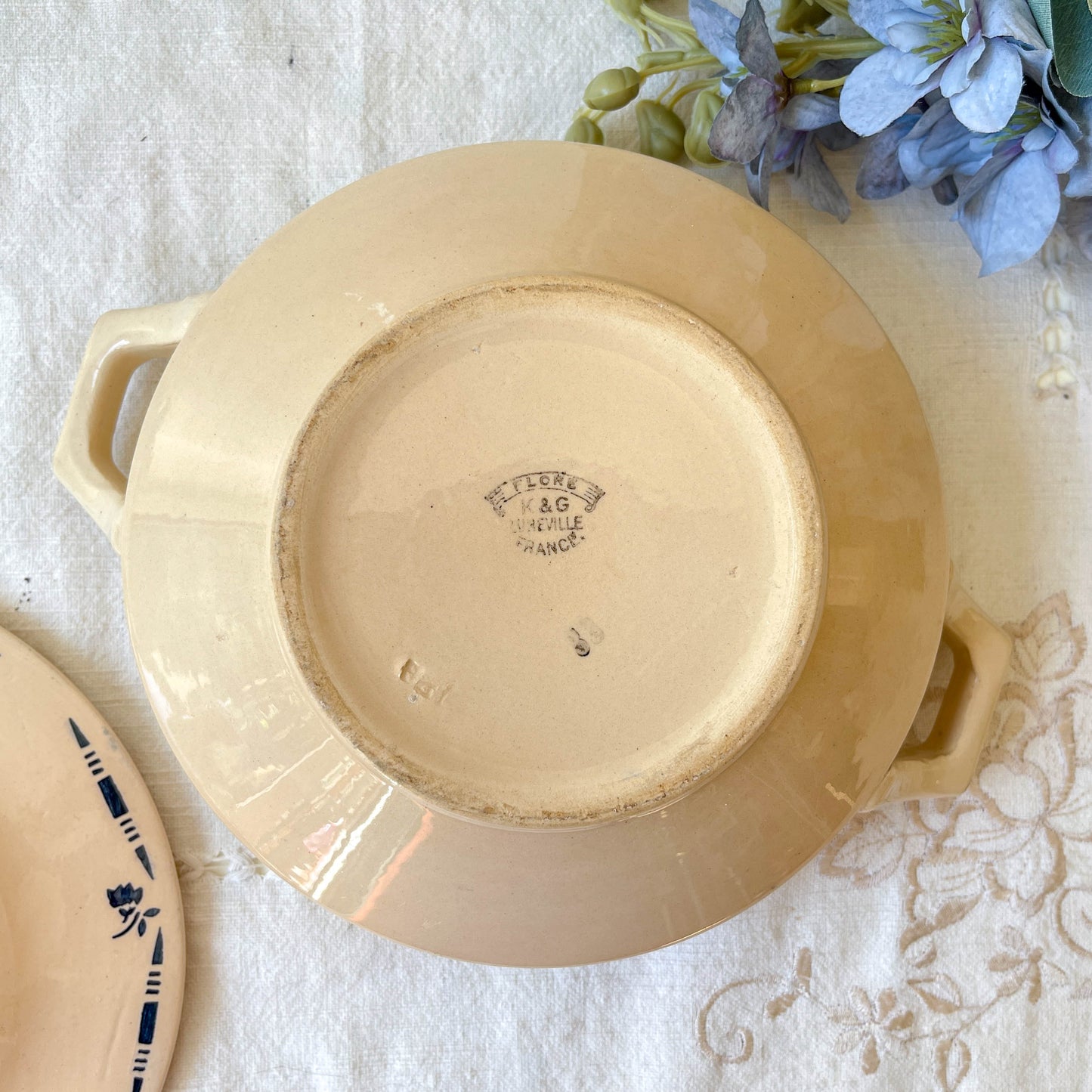 Petite soupière porcelaine vintage K&g Luneville "Flore" 1950s petites fleures bleues