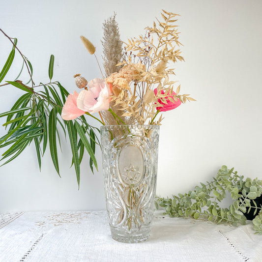 Vase vintage en cristal motif ciselé