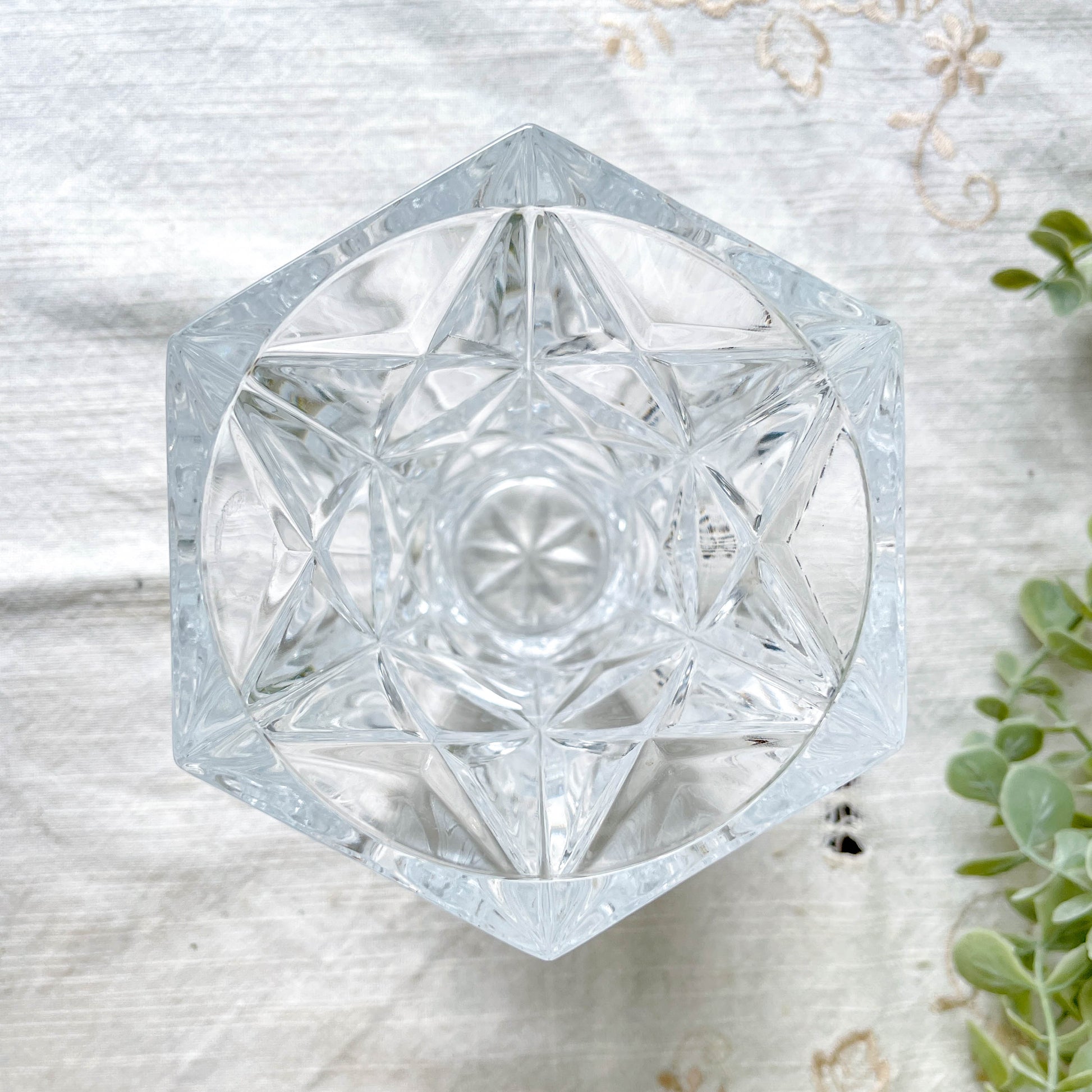 Petit Vase vintage en Cristal D'Arques motif géométrique