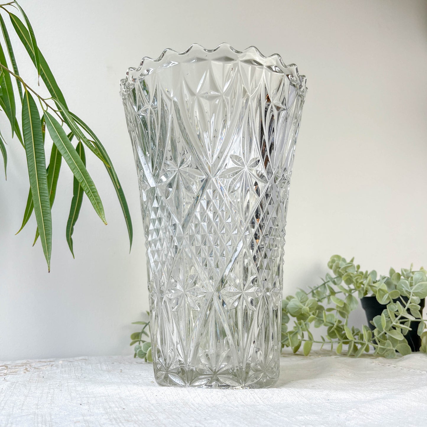 Vase vintage en verre motif géométrique