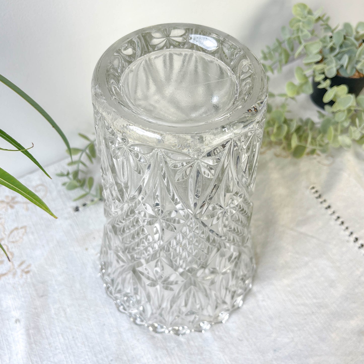 Vase vintage en verre motif géométrique