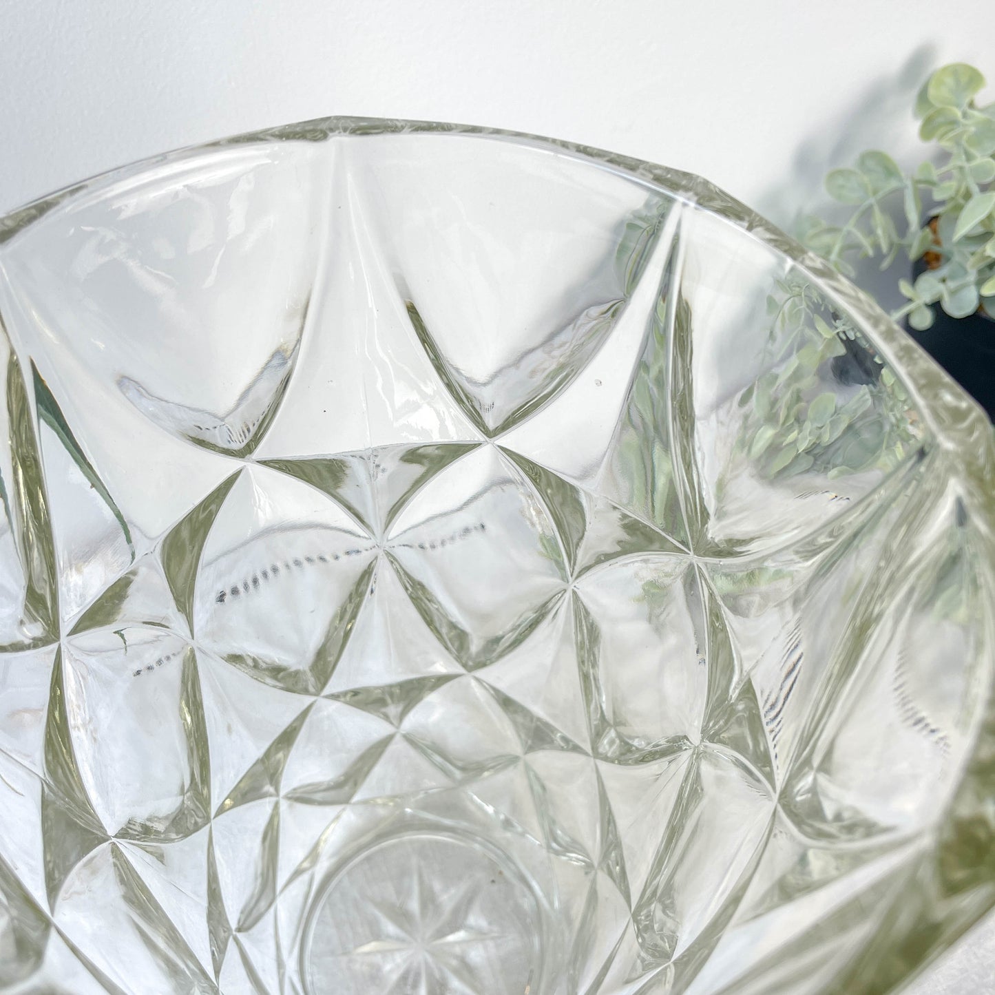 Vase vintage en verre motif géométrique