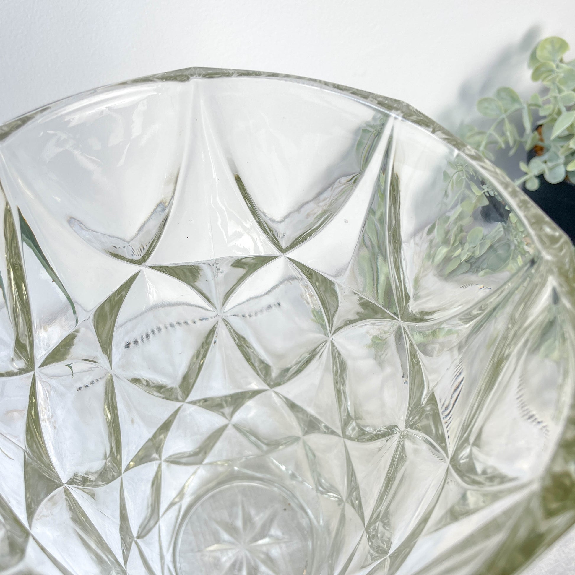 Vase vintage en verre motif géométrique
