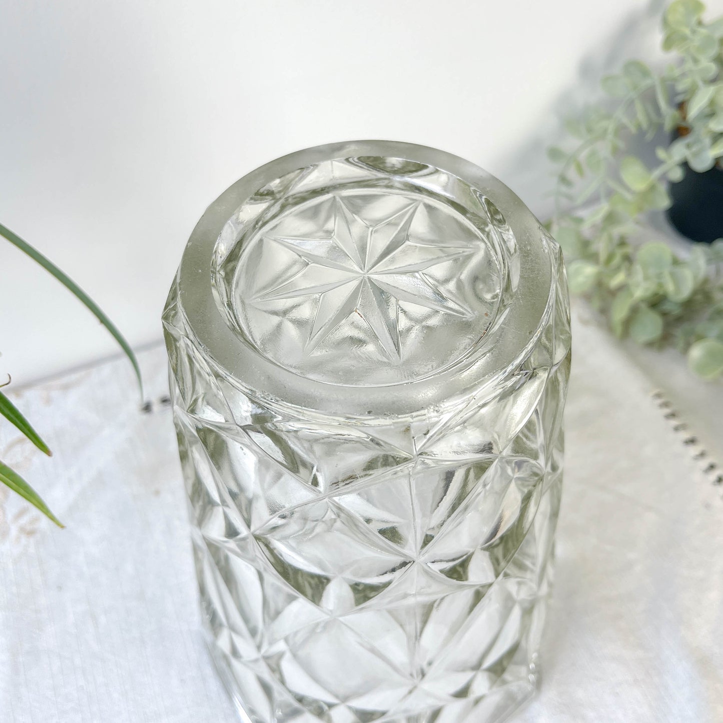 Vase vintage en verre motif géométrique