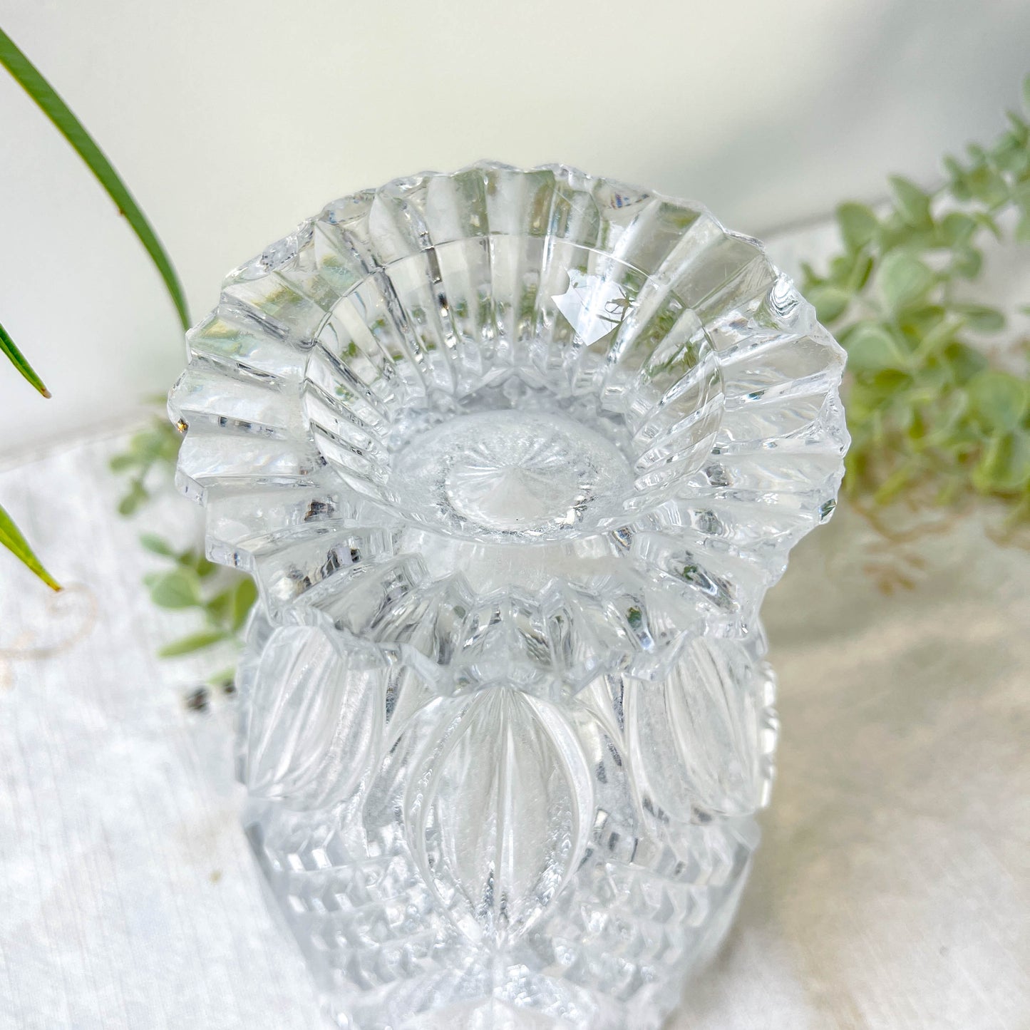 Petit Vase vintage en verre motif géométrique