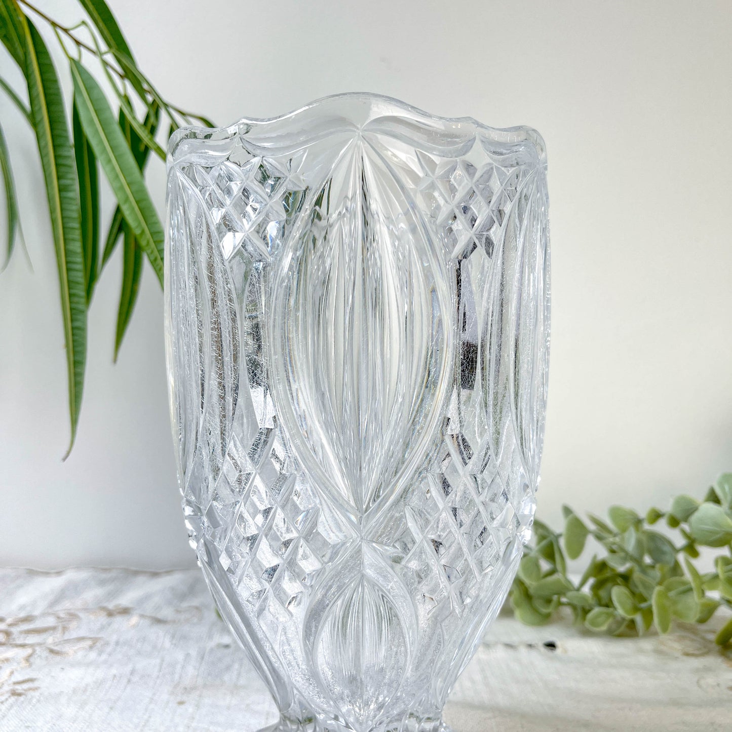Petit Vase vintage en verre motif géométrique