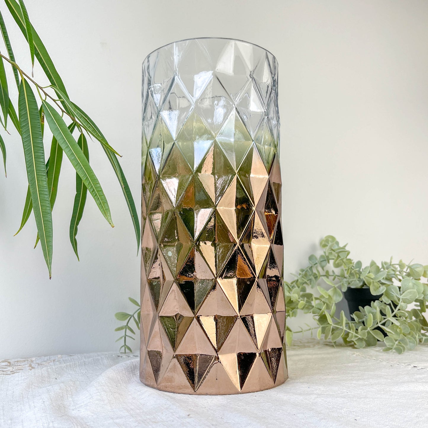 Vase vintage en verre motif géométrique dégradé or rose