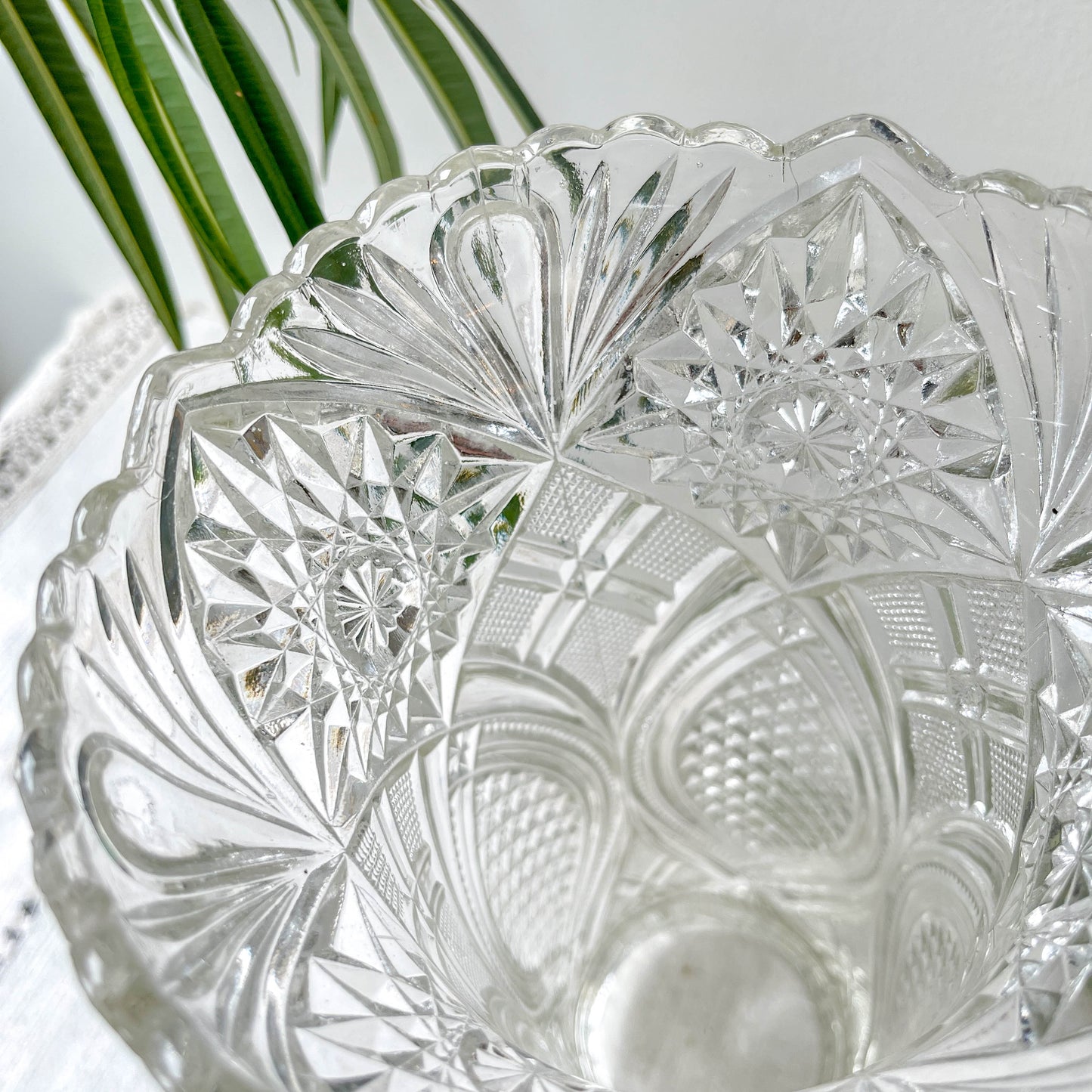 Vase vintage en verre motif géométrique