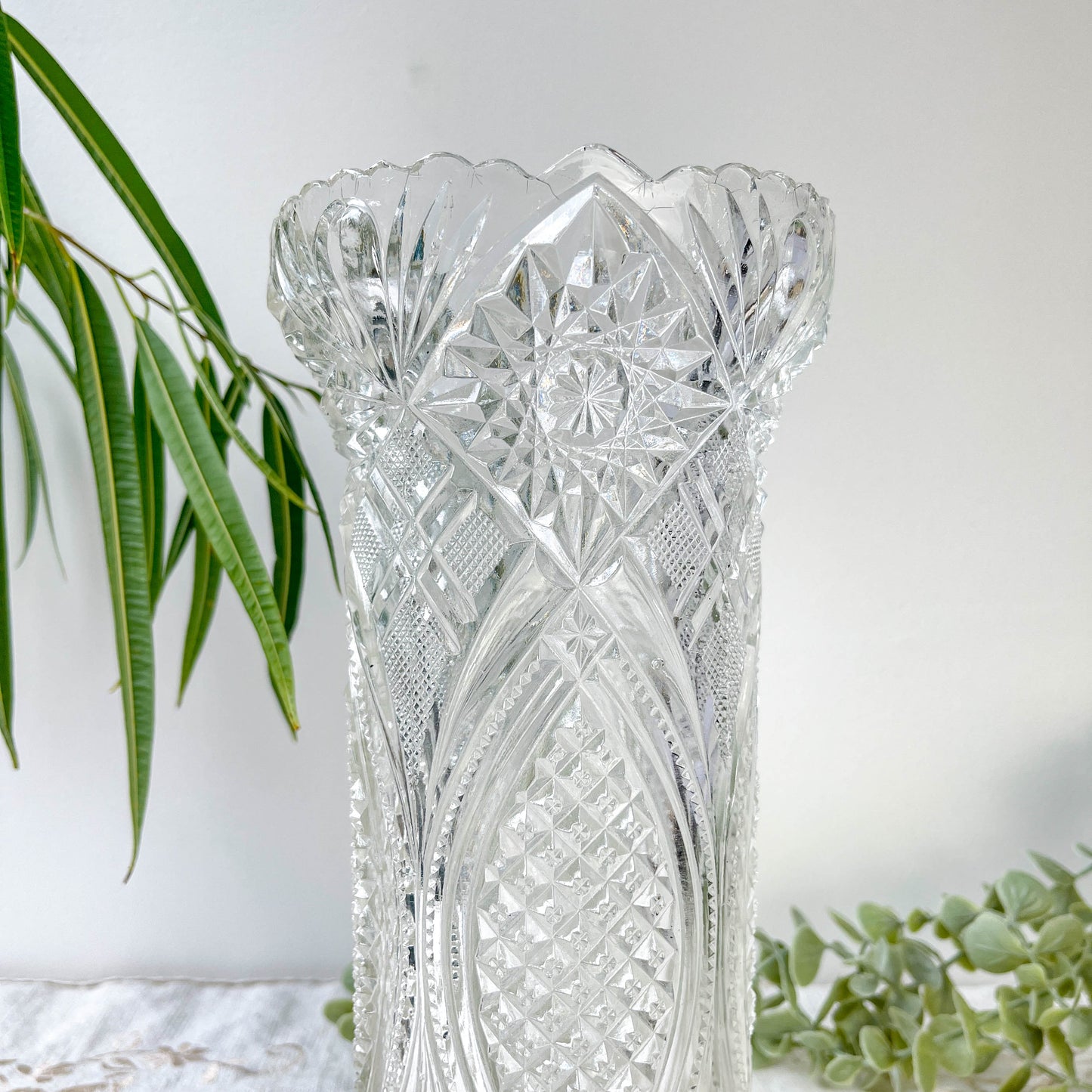 Vase vintage en verre motif géométrique
