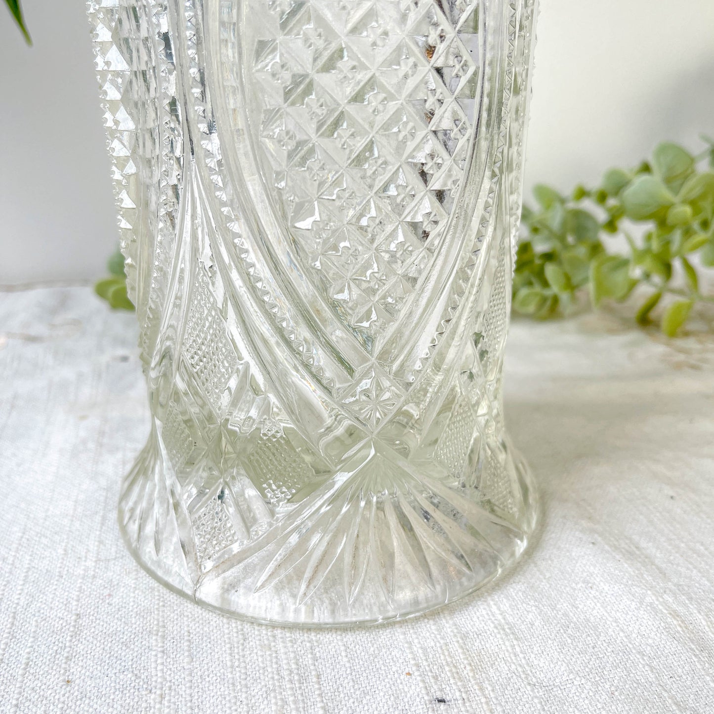 Vase vintage en verre motif géométrique