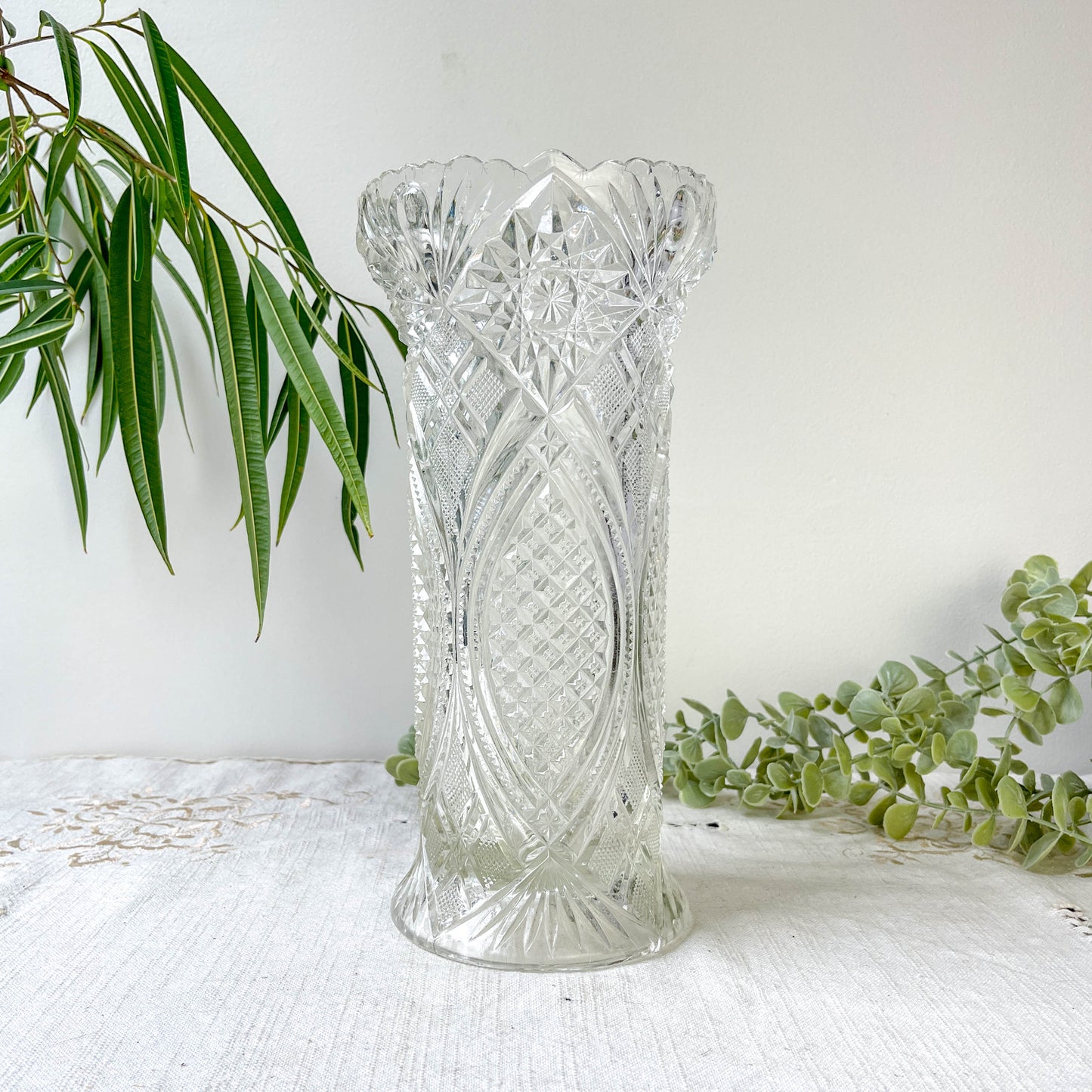 Vase vintage en verre motif géométrique