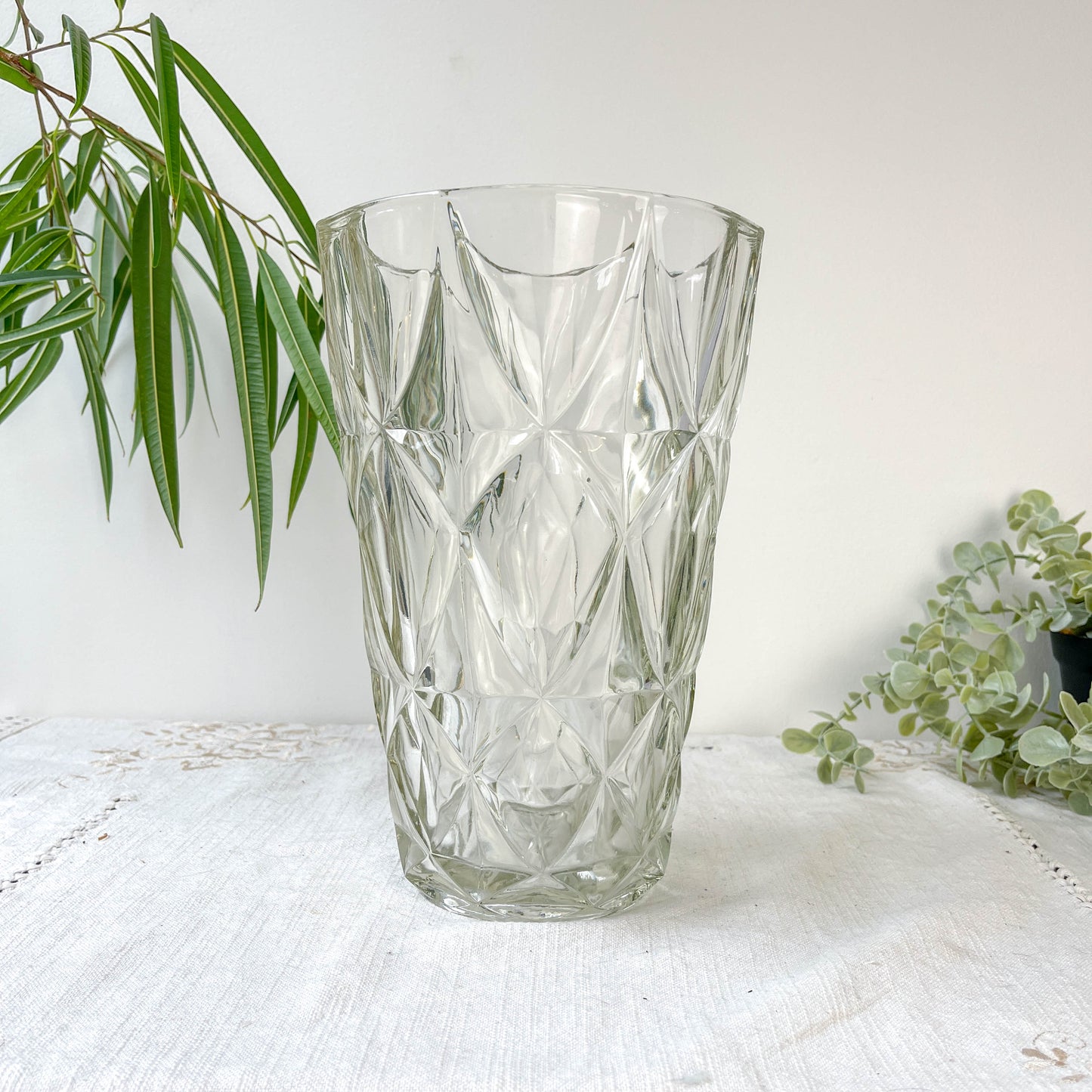 Vase vintage en verre motif géométrique