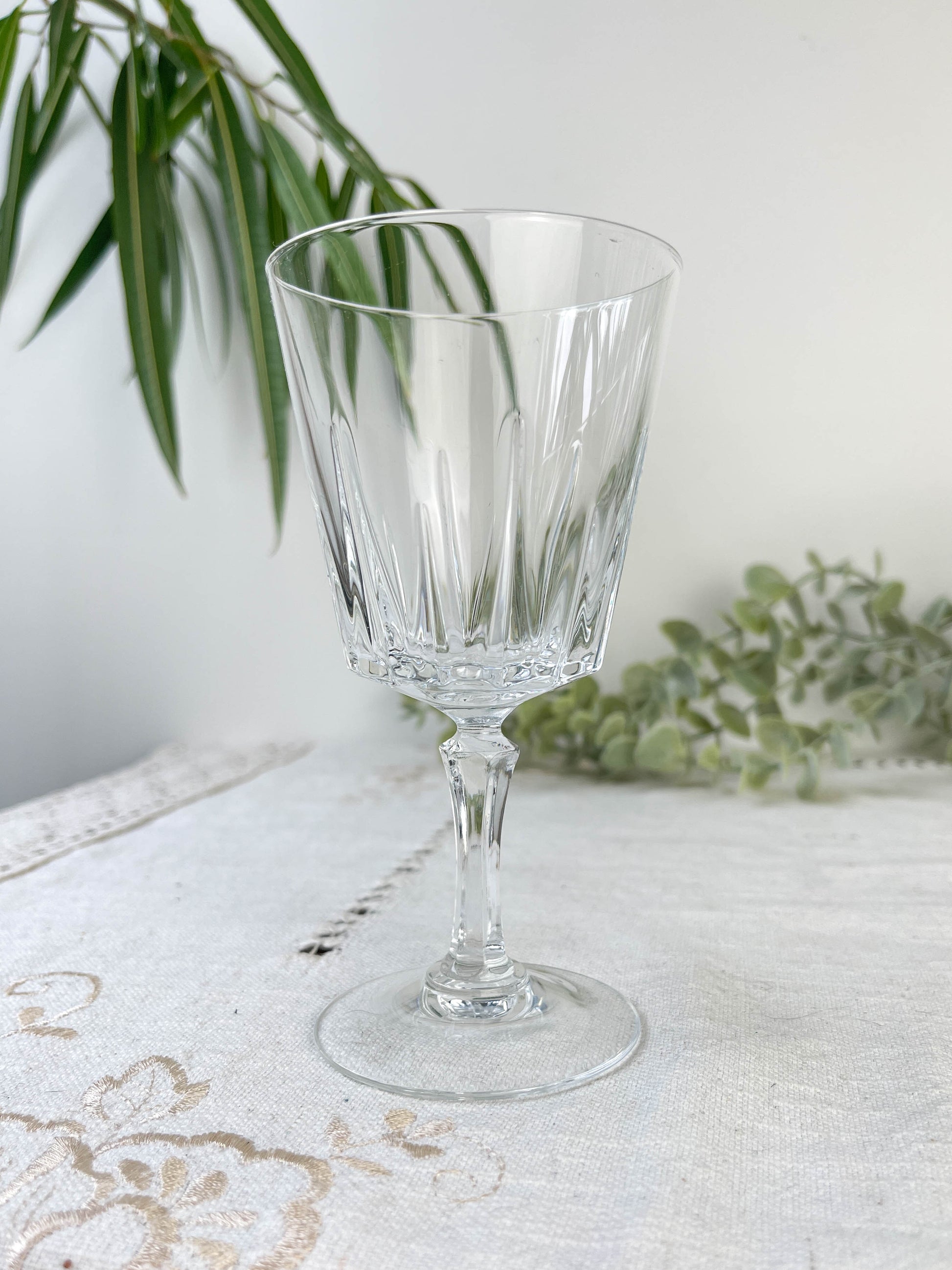 6 Verres à vin rouge vintage Cristal D'Arques modèle Versailles n4