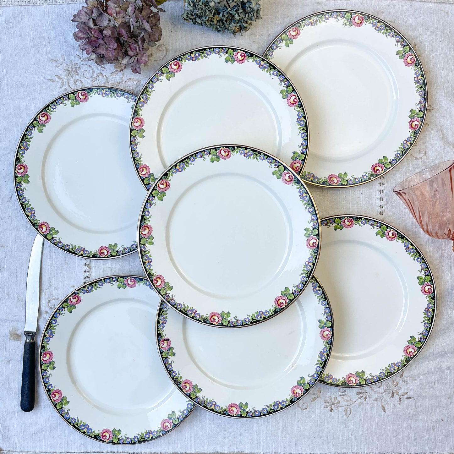 7 DIGOIN opaque porcelain flat plates with floral pattern 3984