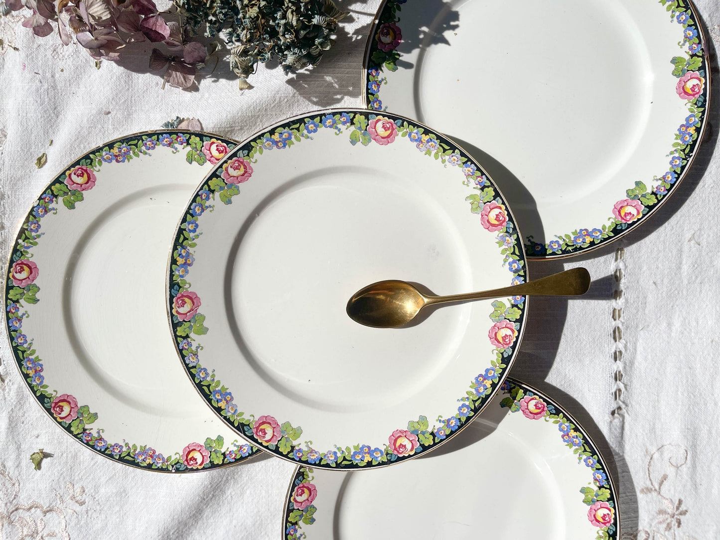 4 Small DIGOIN opaque porcelain plates with floral pattern "3984"
