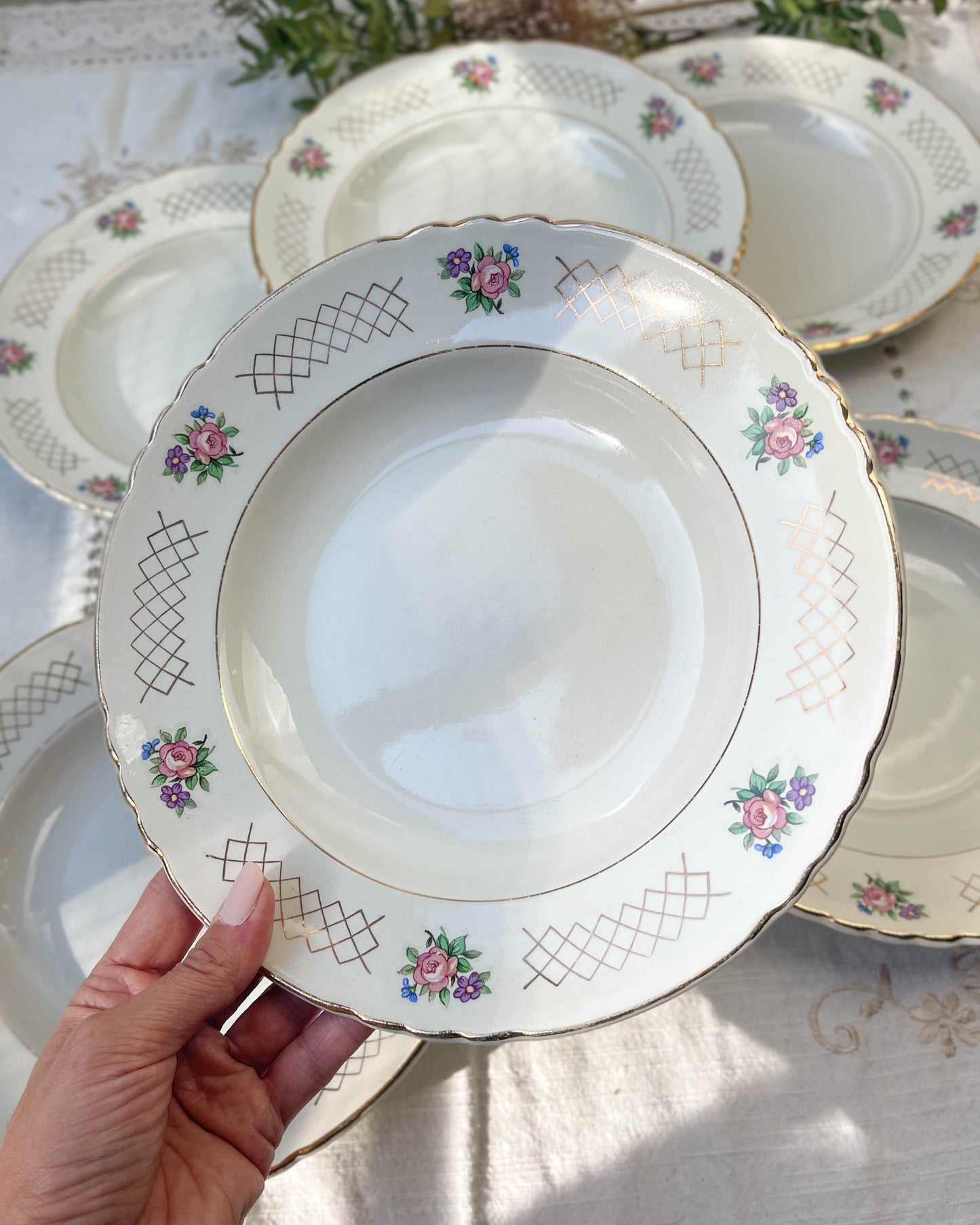 6 MOULIN DES LOUPS flowered earthenware soup plates, Cordoue model