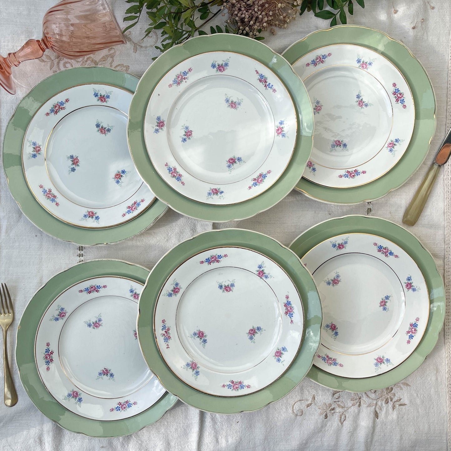 6 Assiettes porcelaine + 6 petites assiettes dépareillées vintage