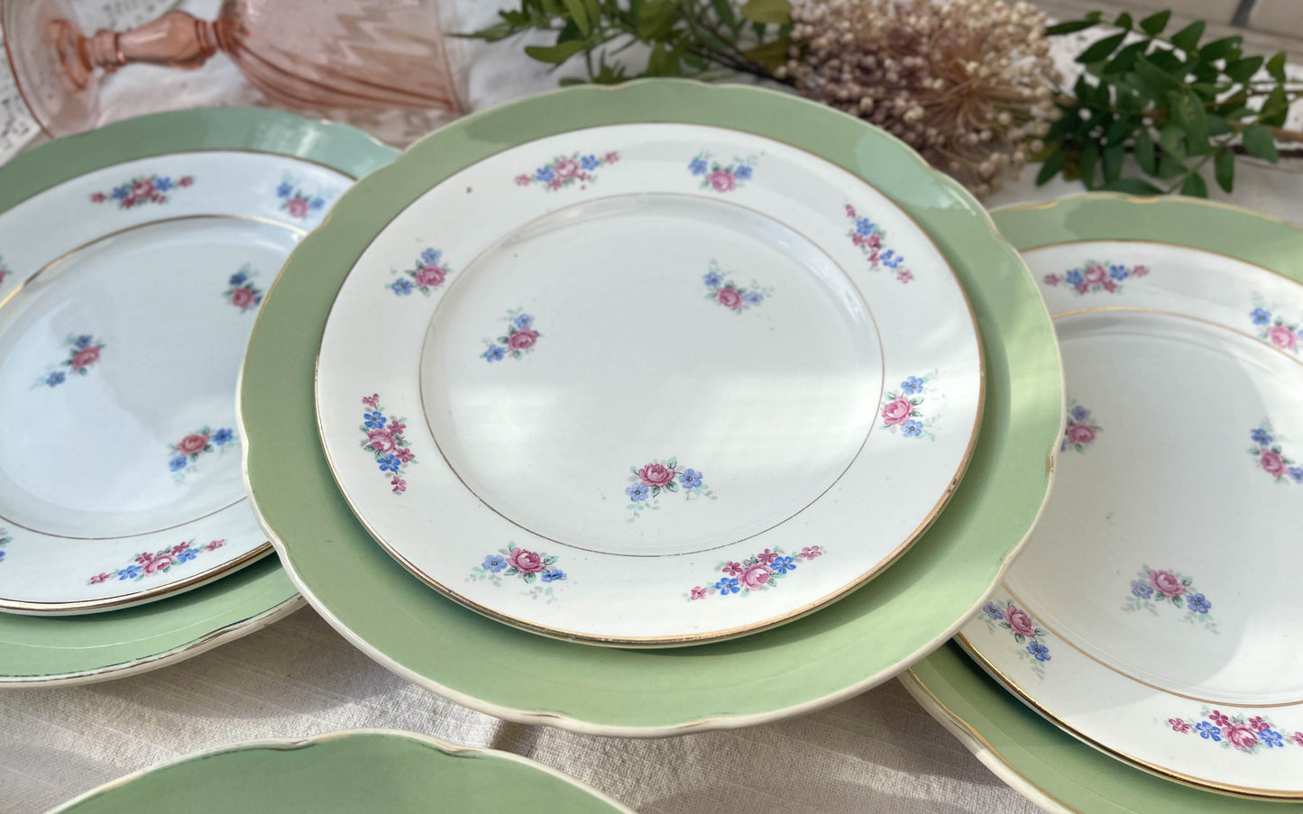 6 Assiettes porcelaine + 6 petites assiettes dépareillées vintage