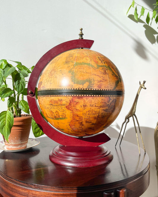 Globe Bar