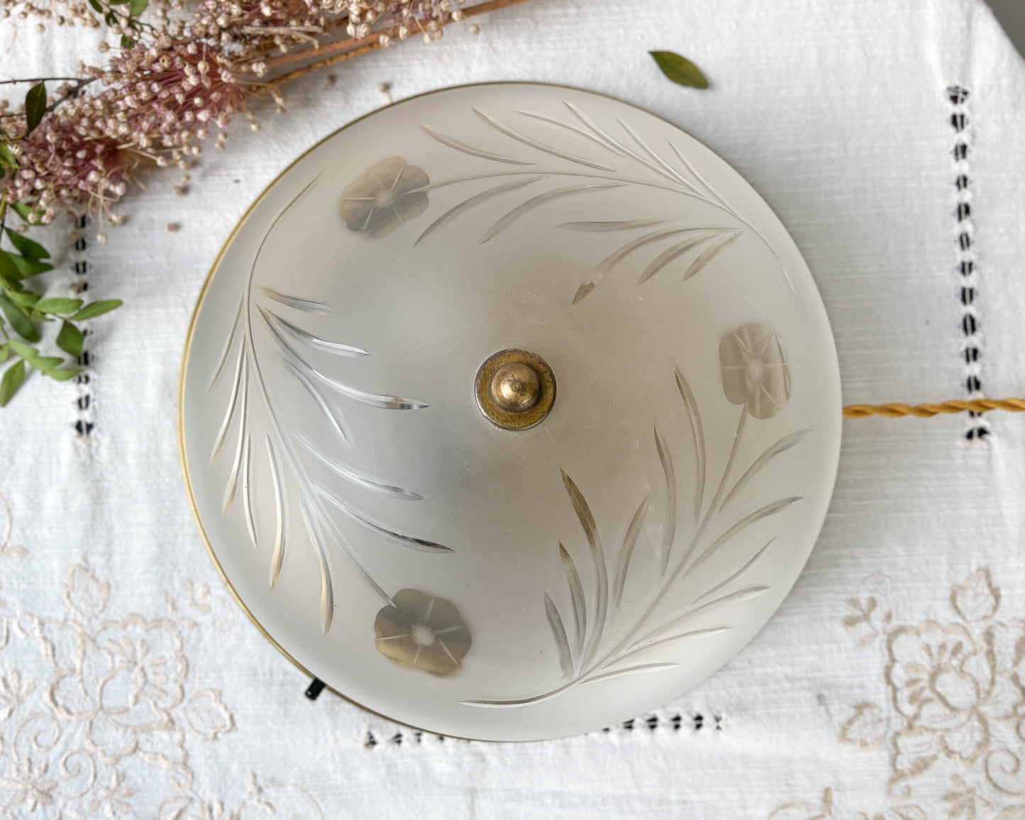 Vintage Globe table lamp in antique chiseled glass