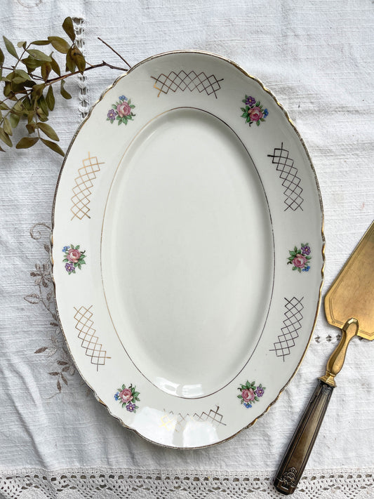 Plat oval vintage en faïence fleurie MOULIN DES LOUPS modèle CORDOUE